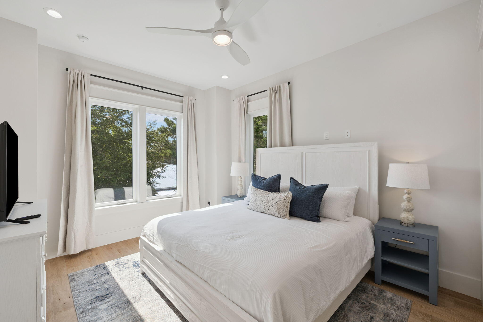GULF SHORE MANOR - Residential