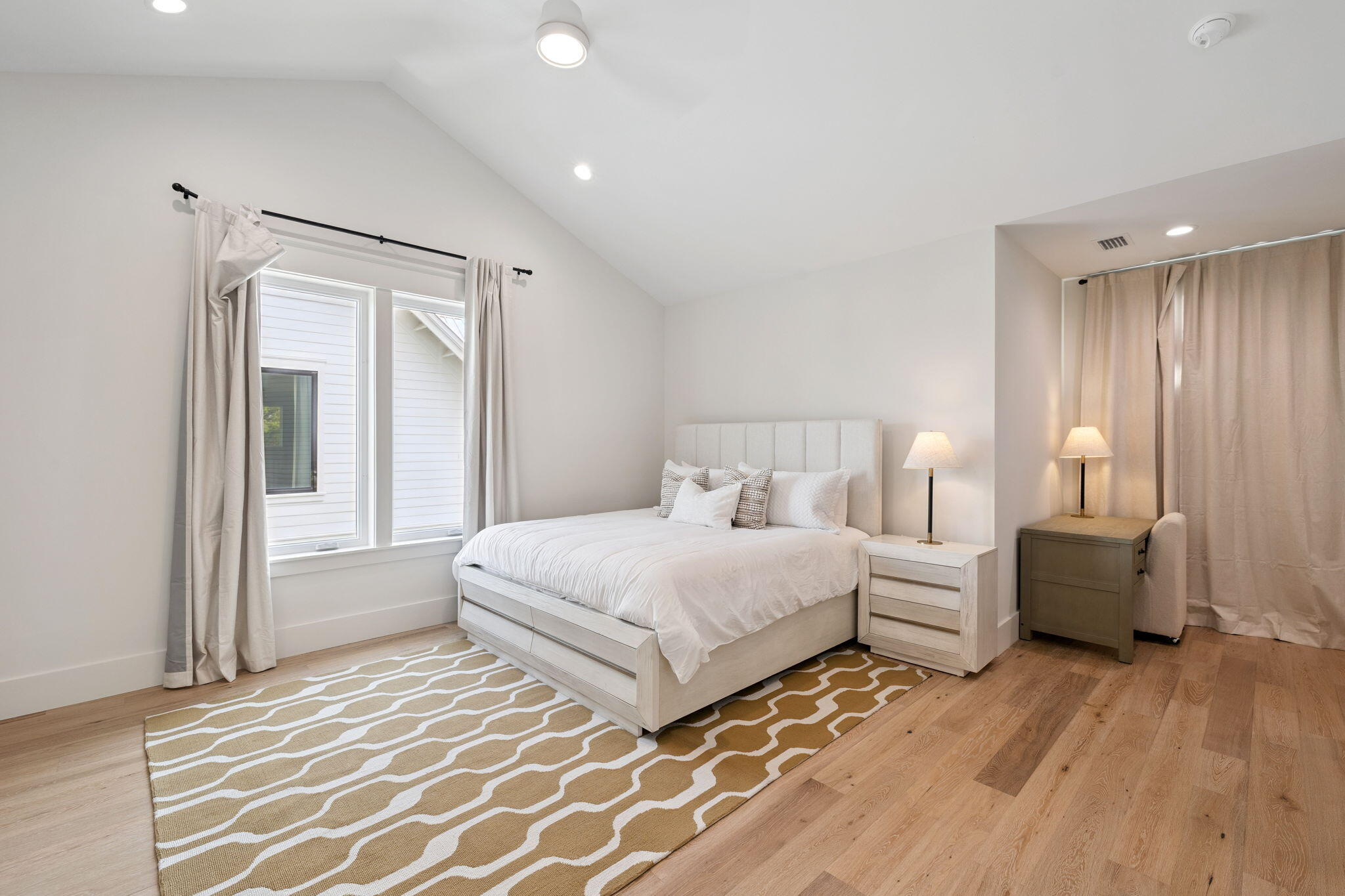 GULF SHORE MANOR - Residential