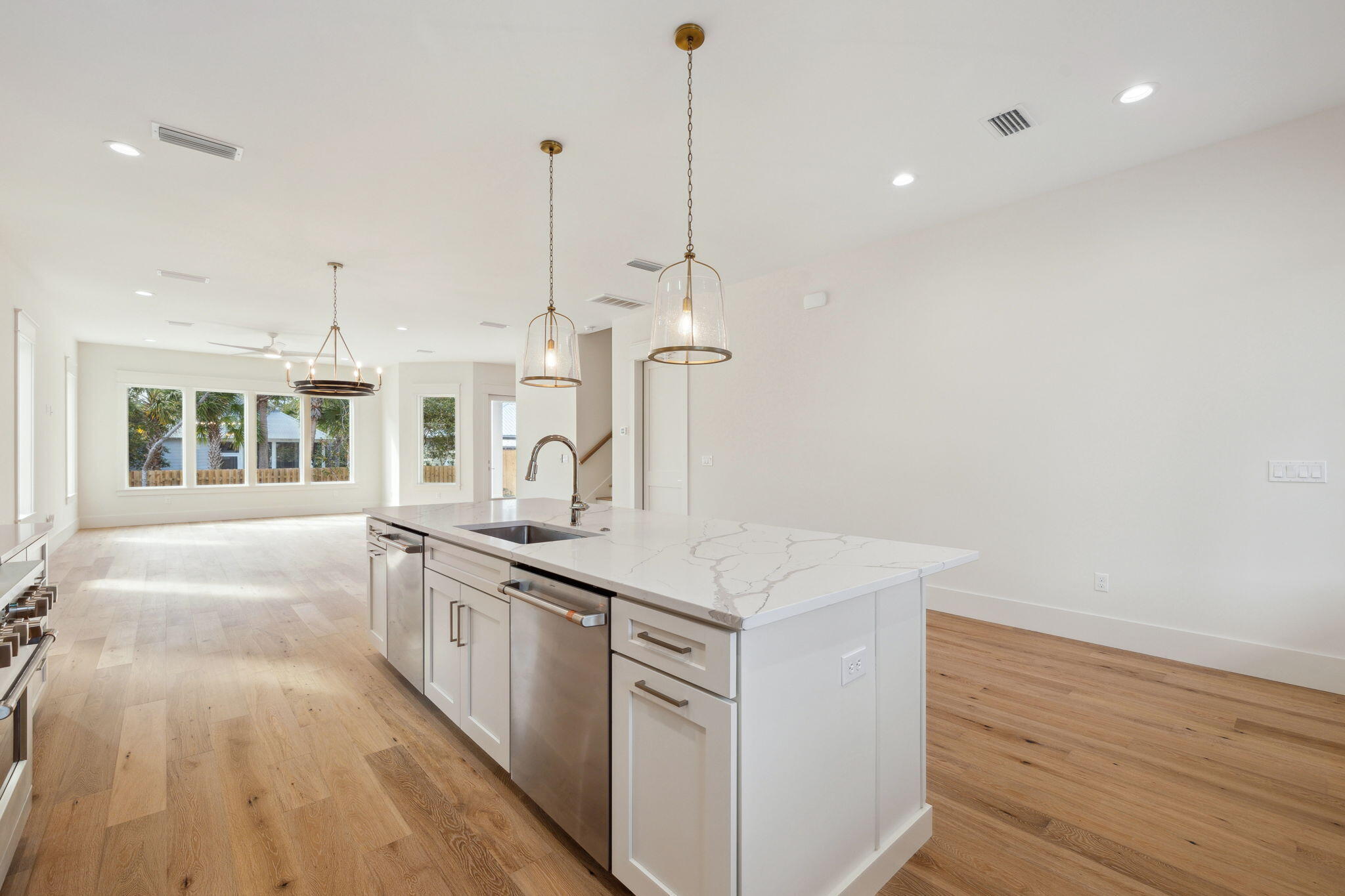 GULF SHORE MANOR - Residential