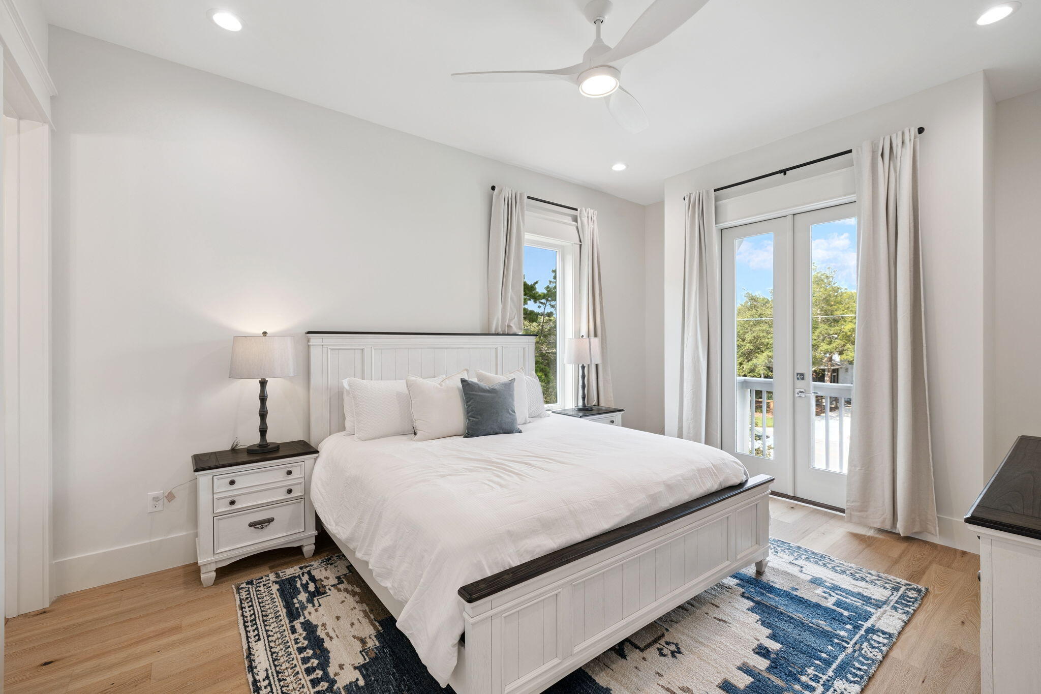 GULF SHORE MANOR - Residential