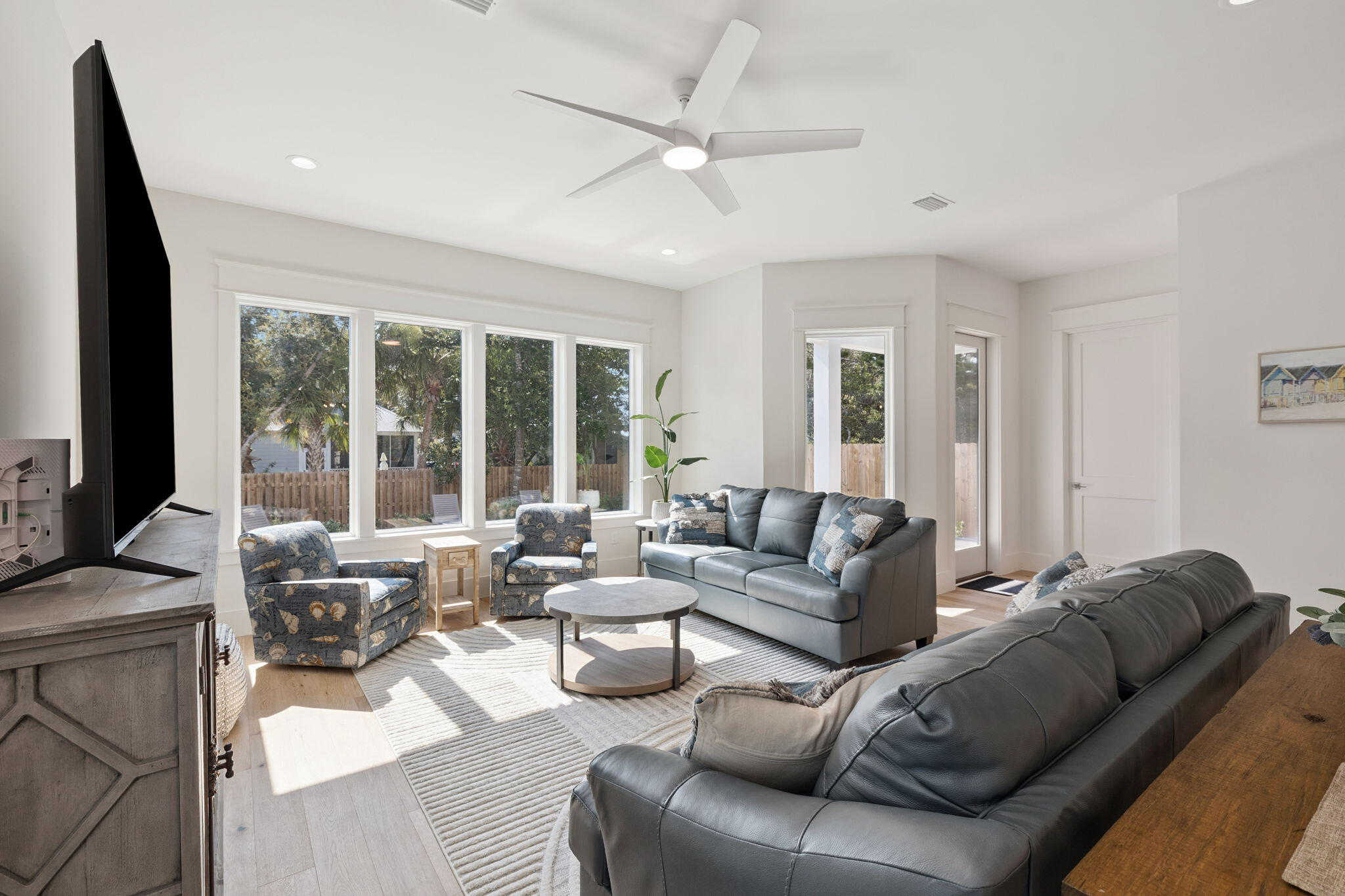 GULF SHORE MANOR - Residential
