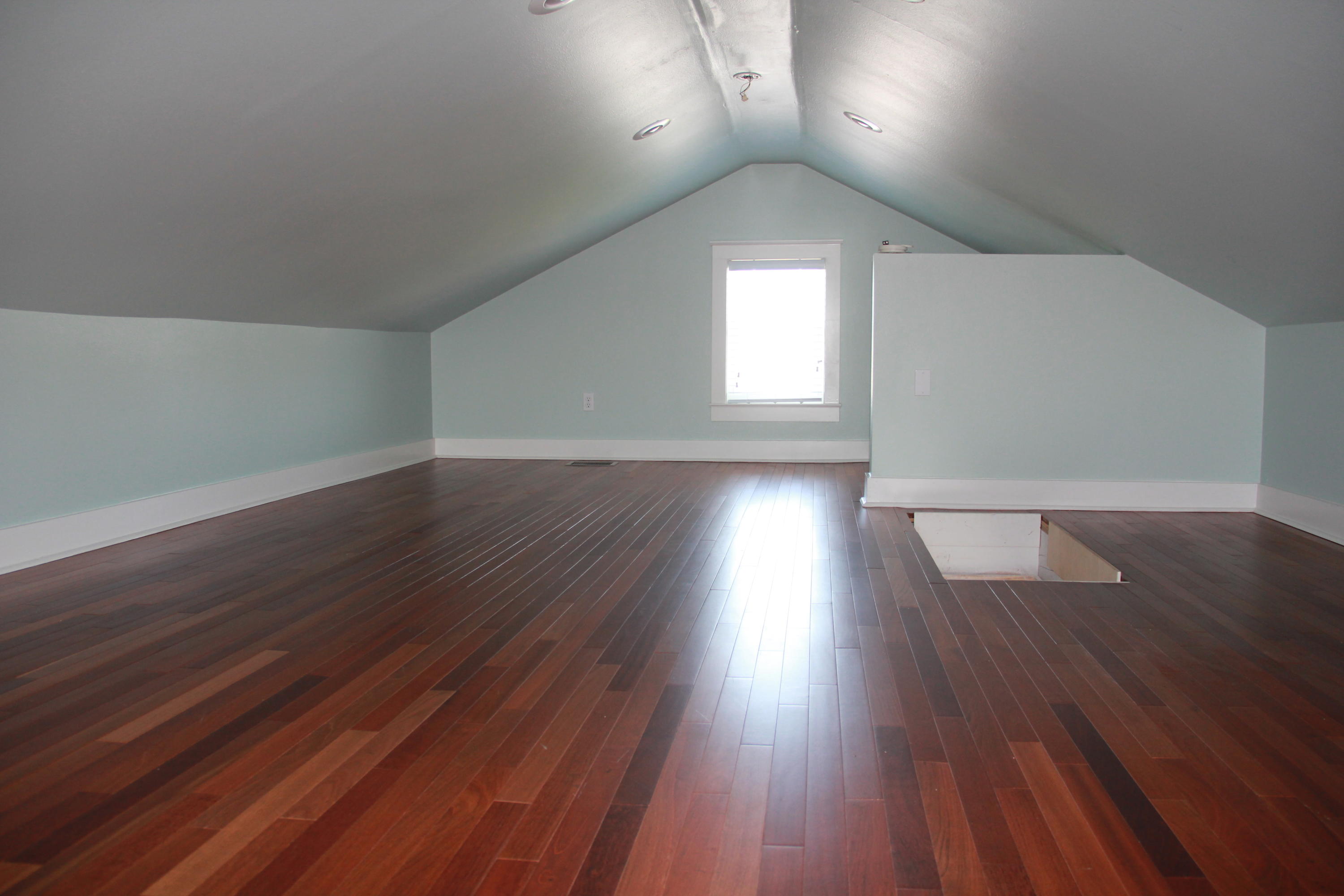 KISKA BEACH 1ST ADDN - Residential