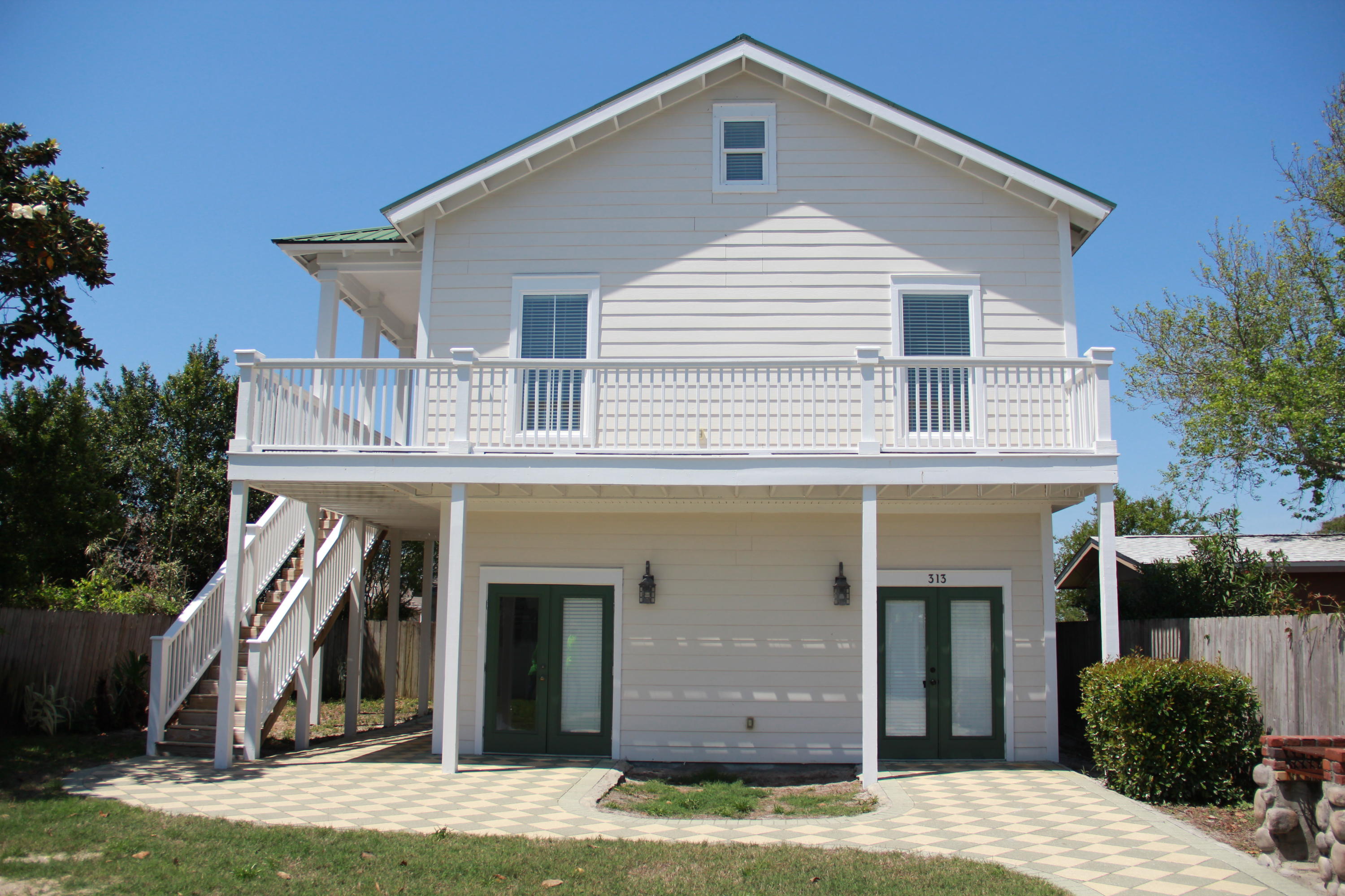 KISKA BEACH 1ST ADDN - Residential