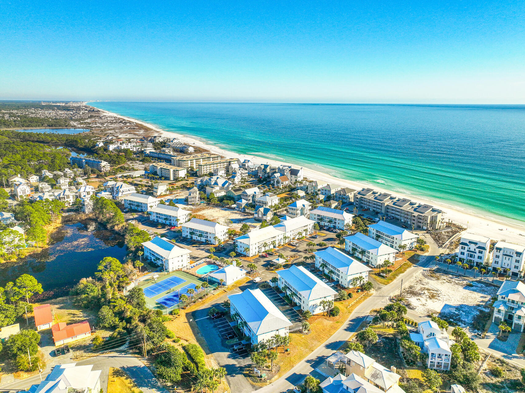 BEACHSIDE VILLAS CONDO - Residential