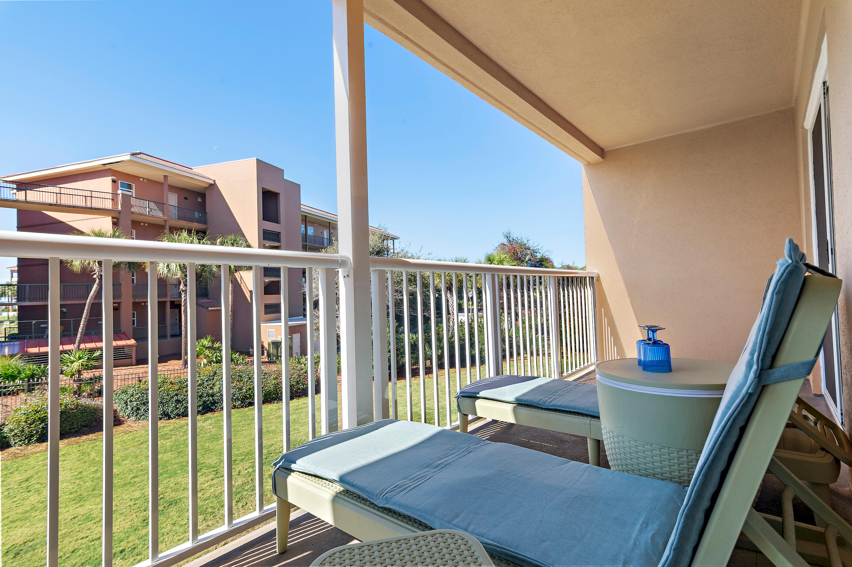 CIBONEY CONDO - Residential