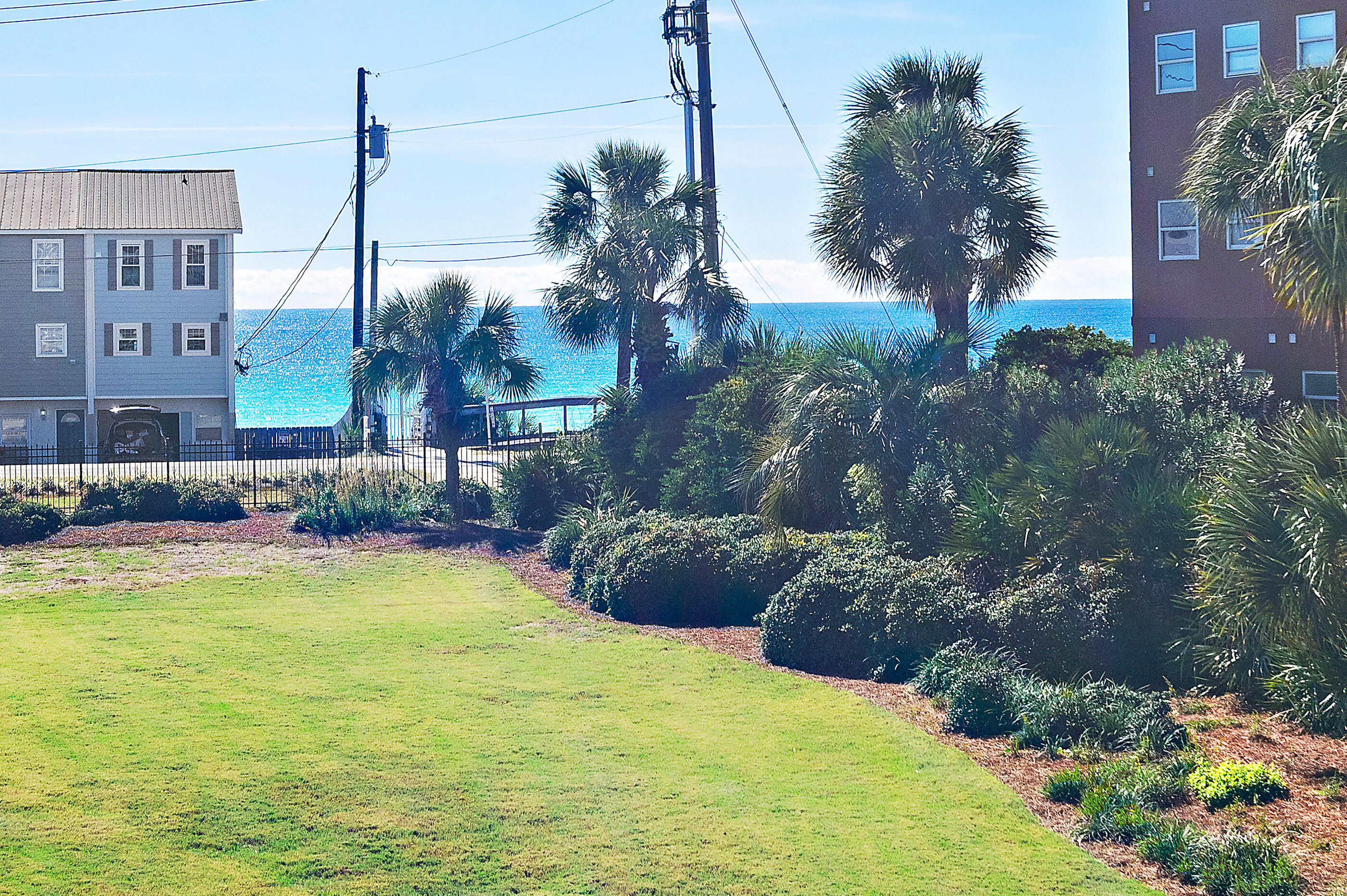 CIBONEY CONDO - Residential