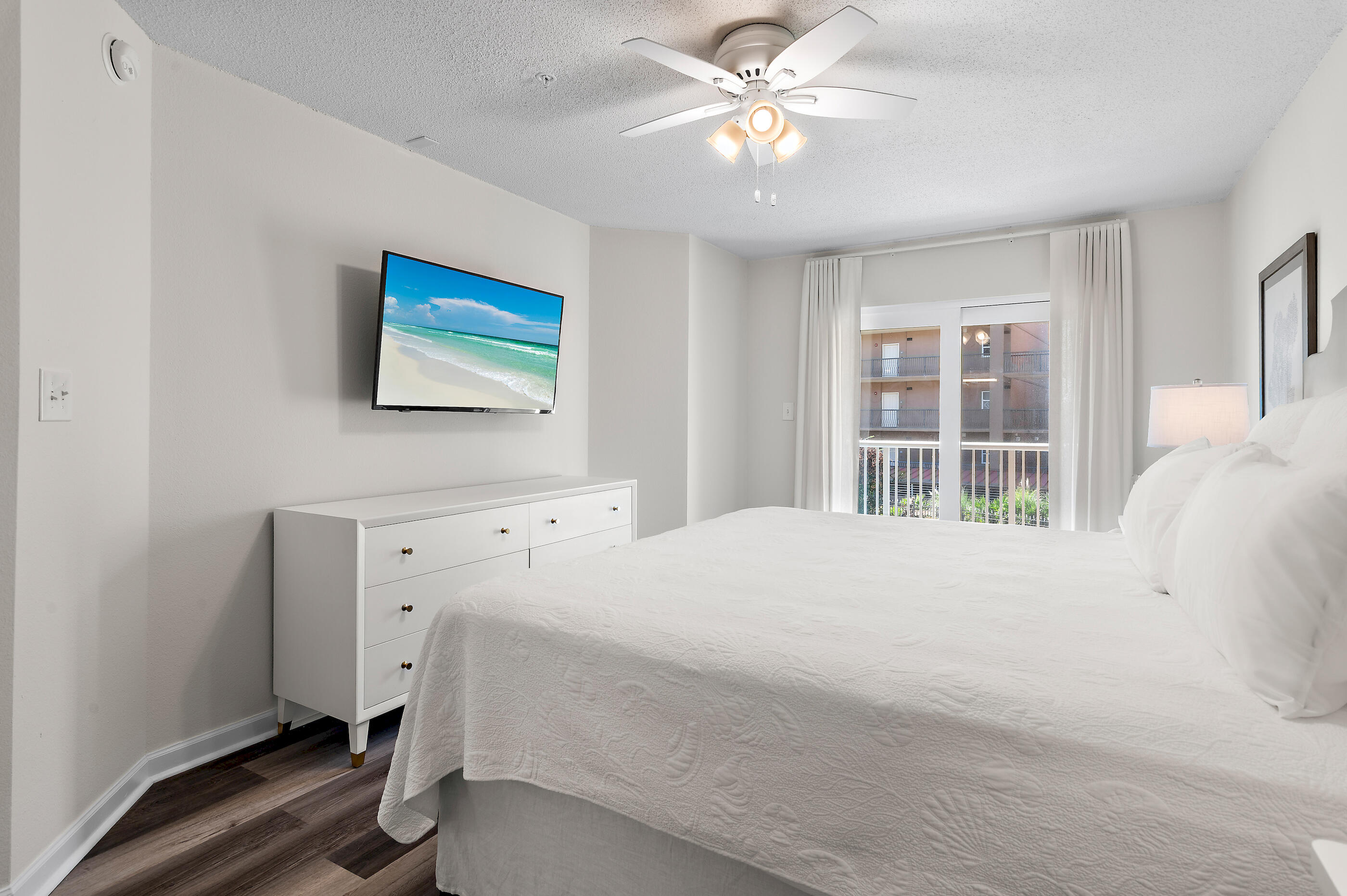 CIBONEY CONDO - Residential