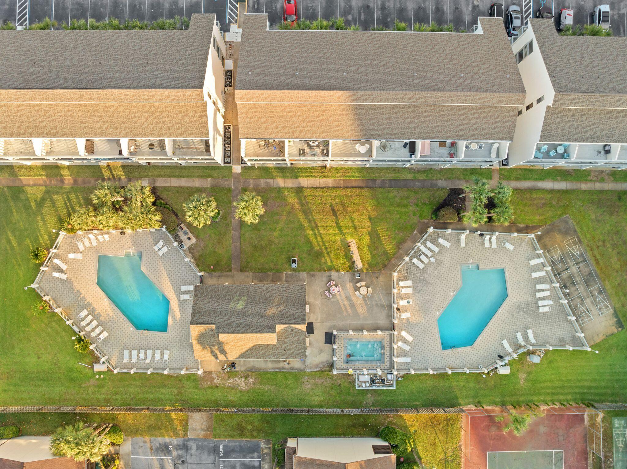 ENDLESS SUMMER I UNIT - Residential