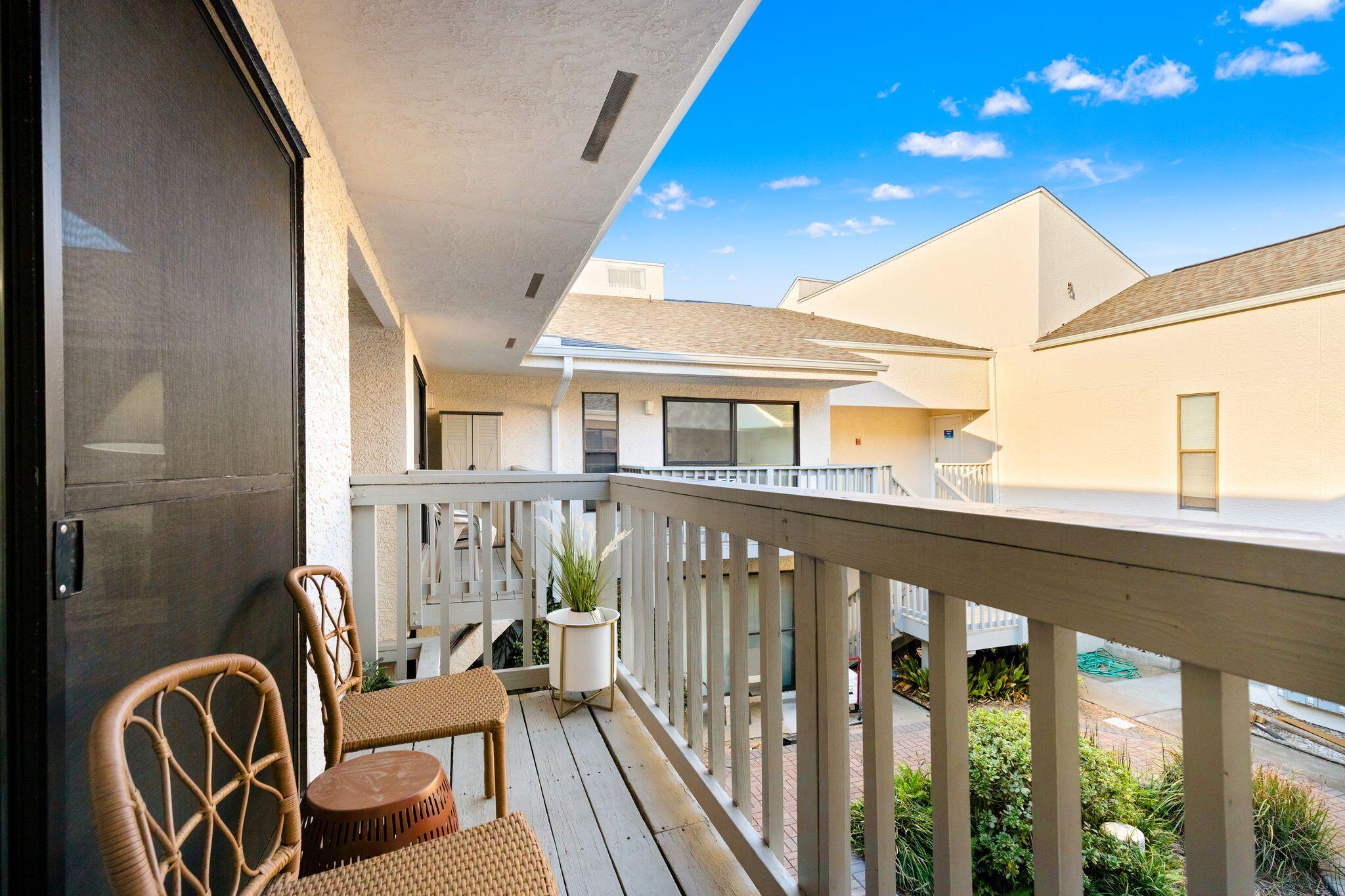 ENDLESS SUMMER I UNIT - Residential