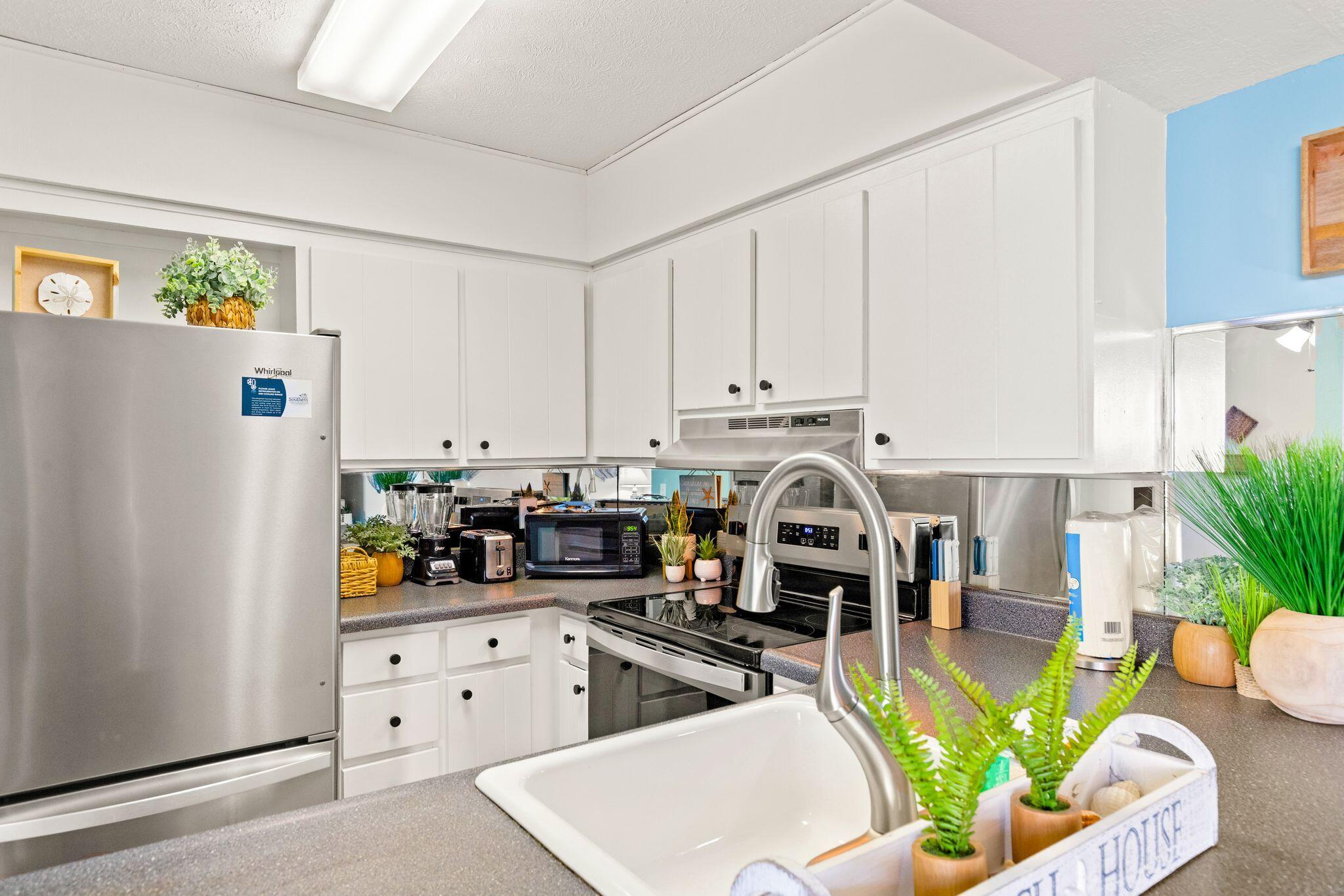 ENDLESS SUMMER I UNIT - Residential