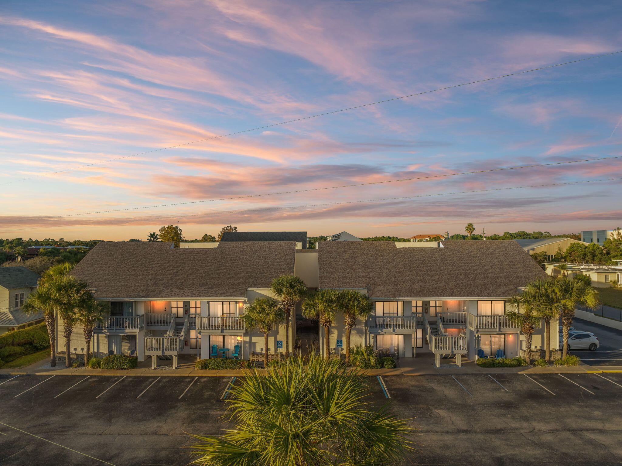 ENDLESS SUMMER I UNIT - Residential