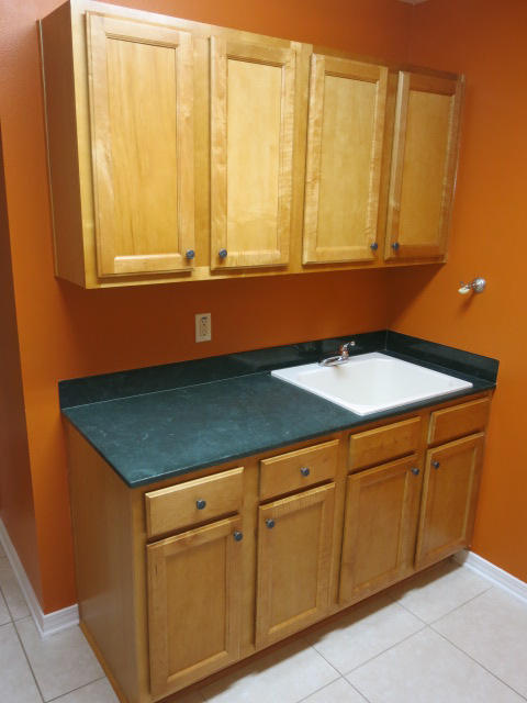 BRIDGEPORT COLONY - Residential Lease