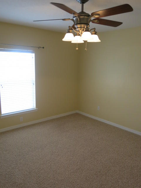 BRIDGEPORT COLONY - Residential Lease