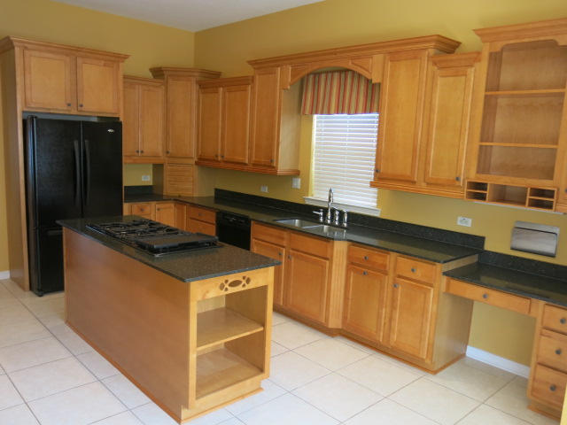 BRIDGEPORT COLONY - Residential Lease