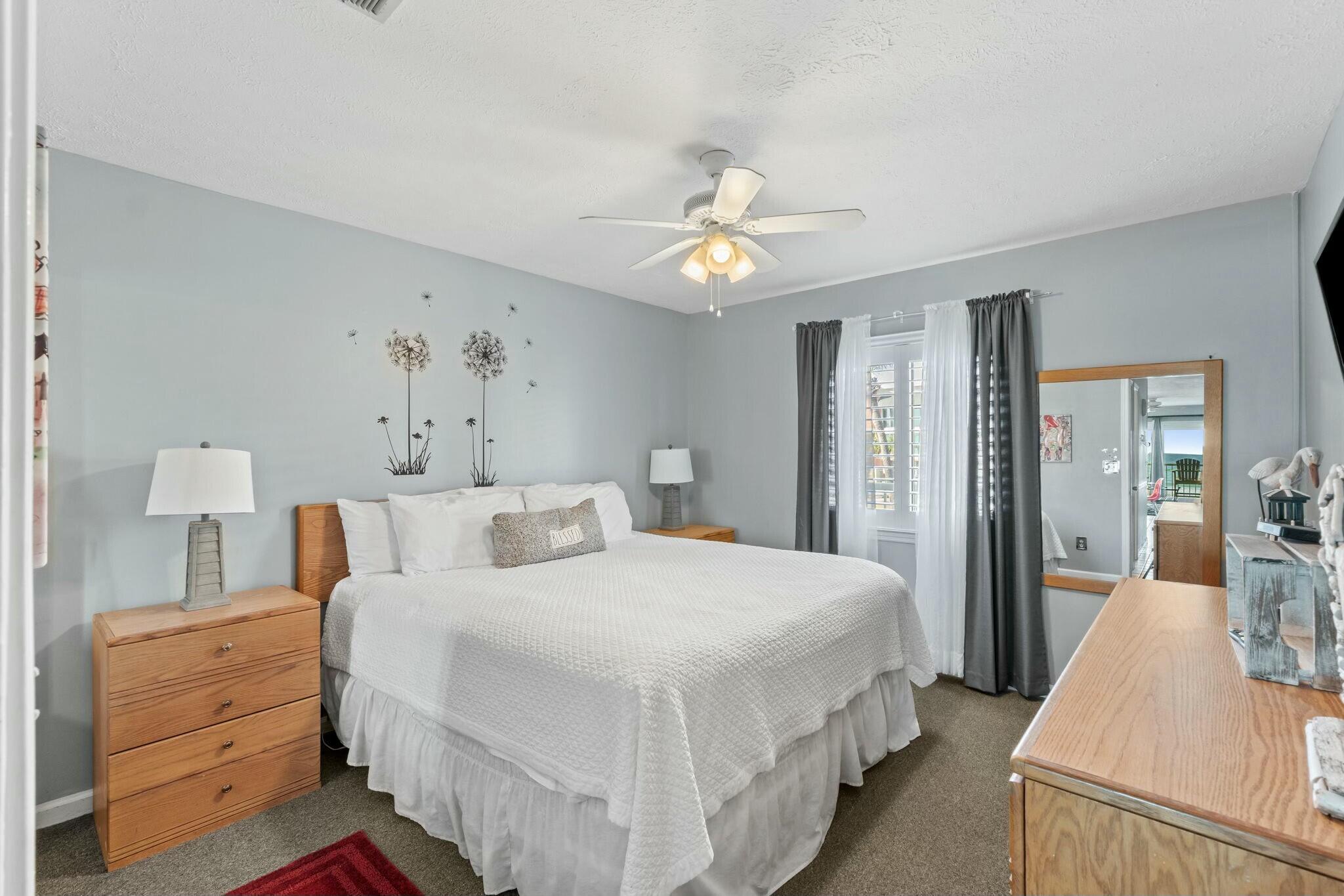 SEAFARER CONDO UNIT 106 - Residential