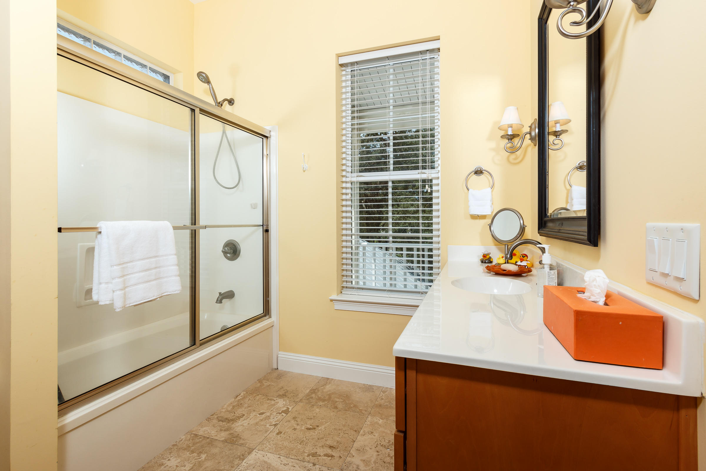 GARNIERS BEACH - Residential