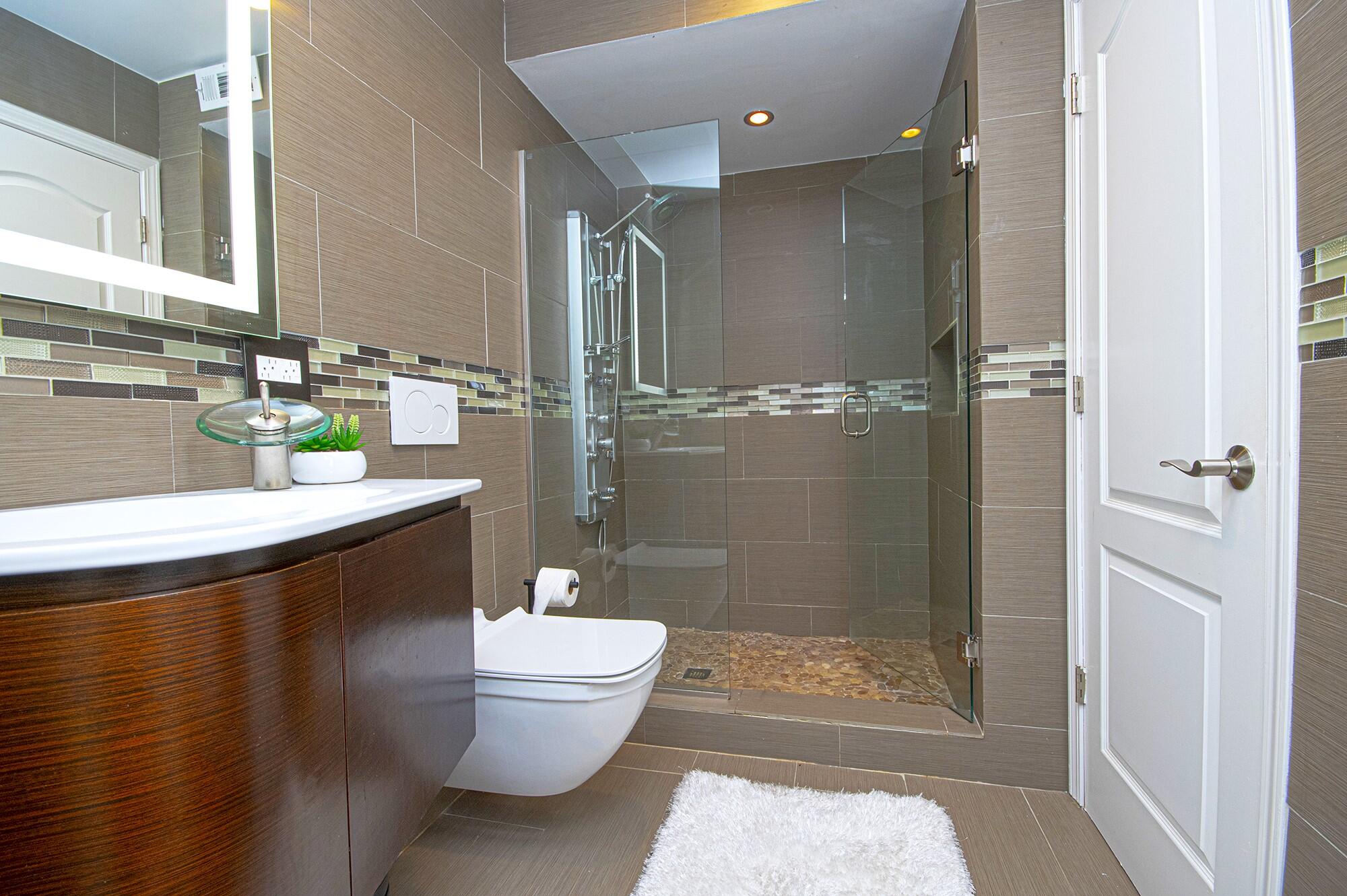 Bay Point Harbour Villas - Residential