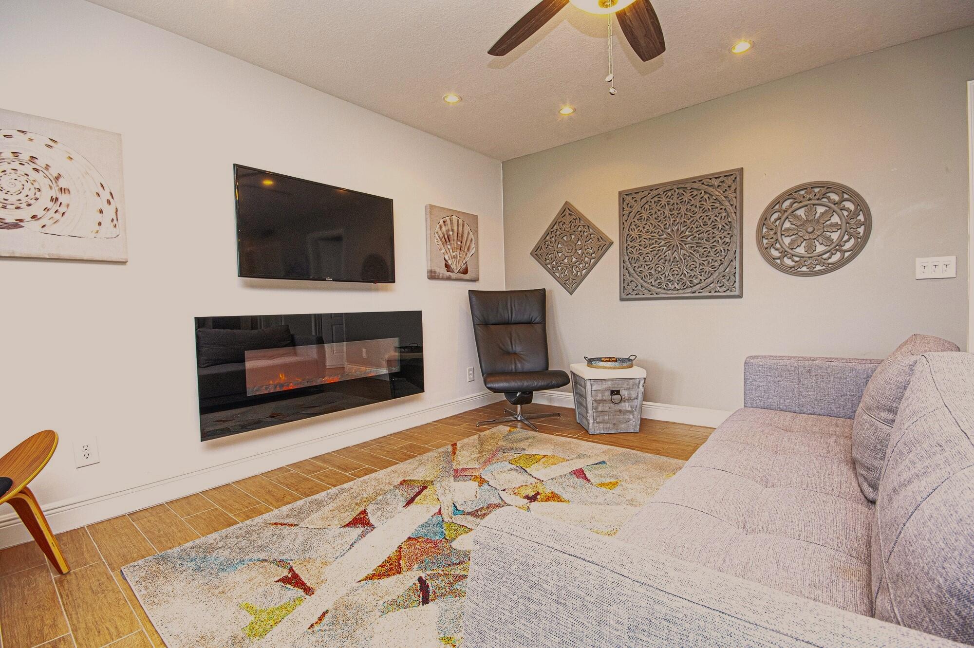 Bay Point Harbour Villas - Residential