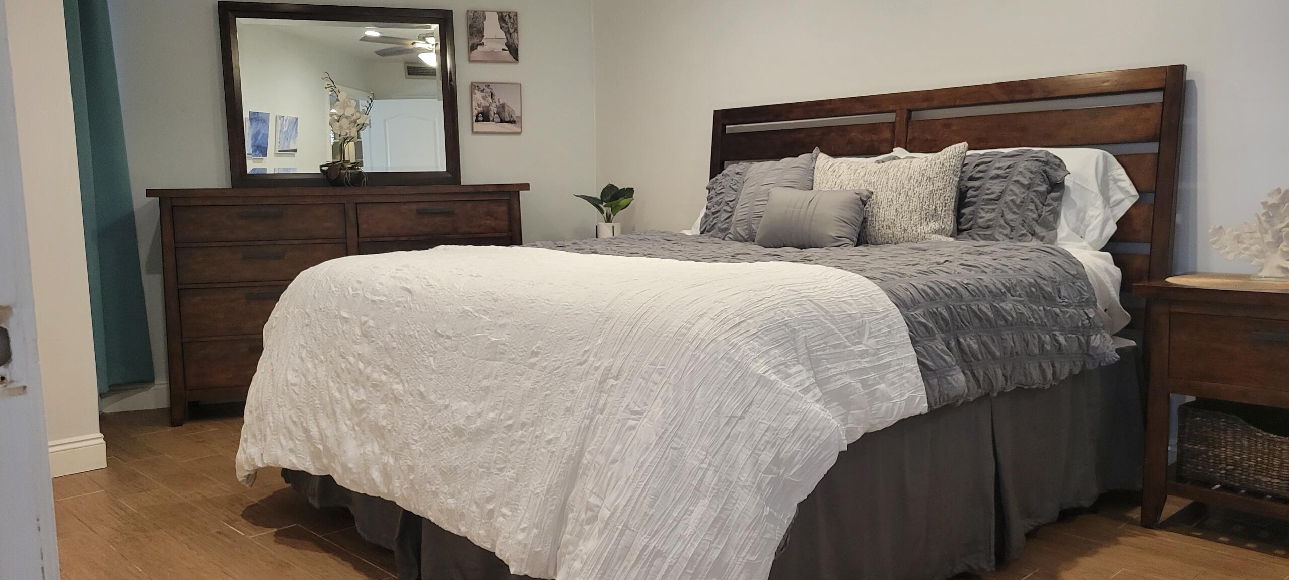 Bay Point Harbour Villas - Residential