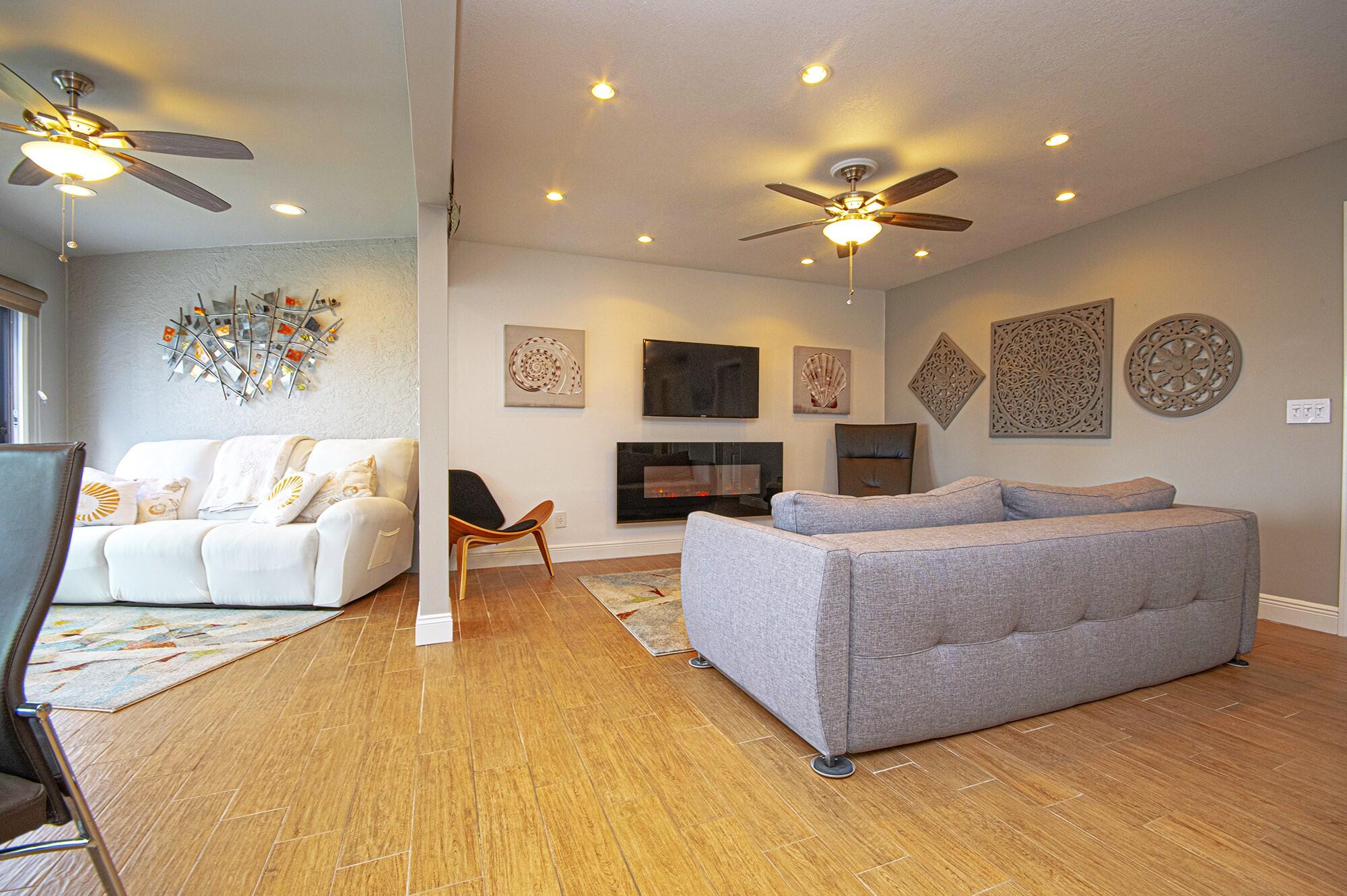 Bay Point Harbour Villas - Residential