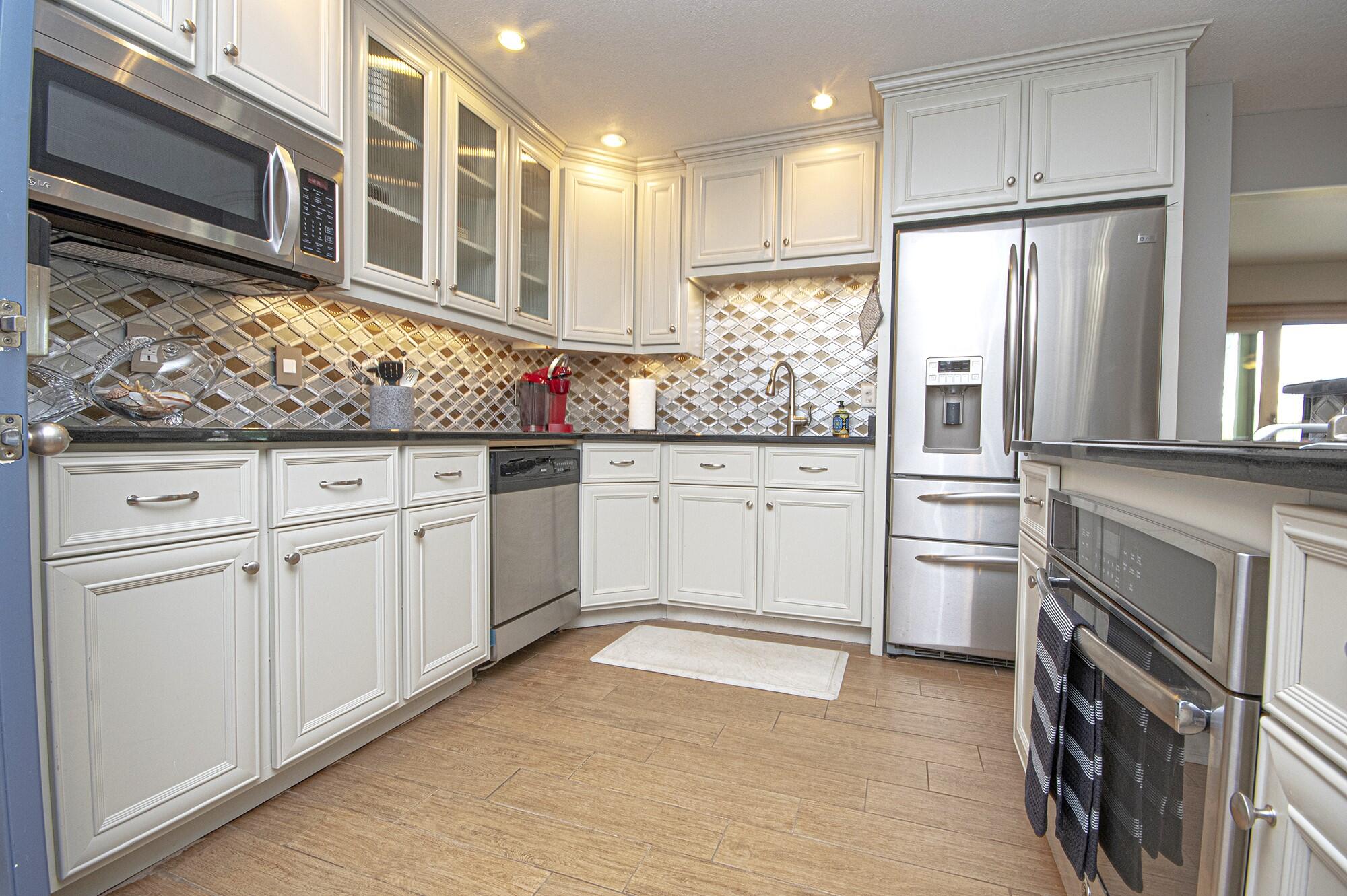 Bay Point Harbour Villas - Residential