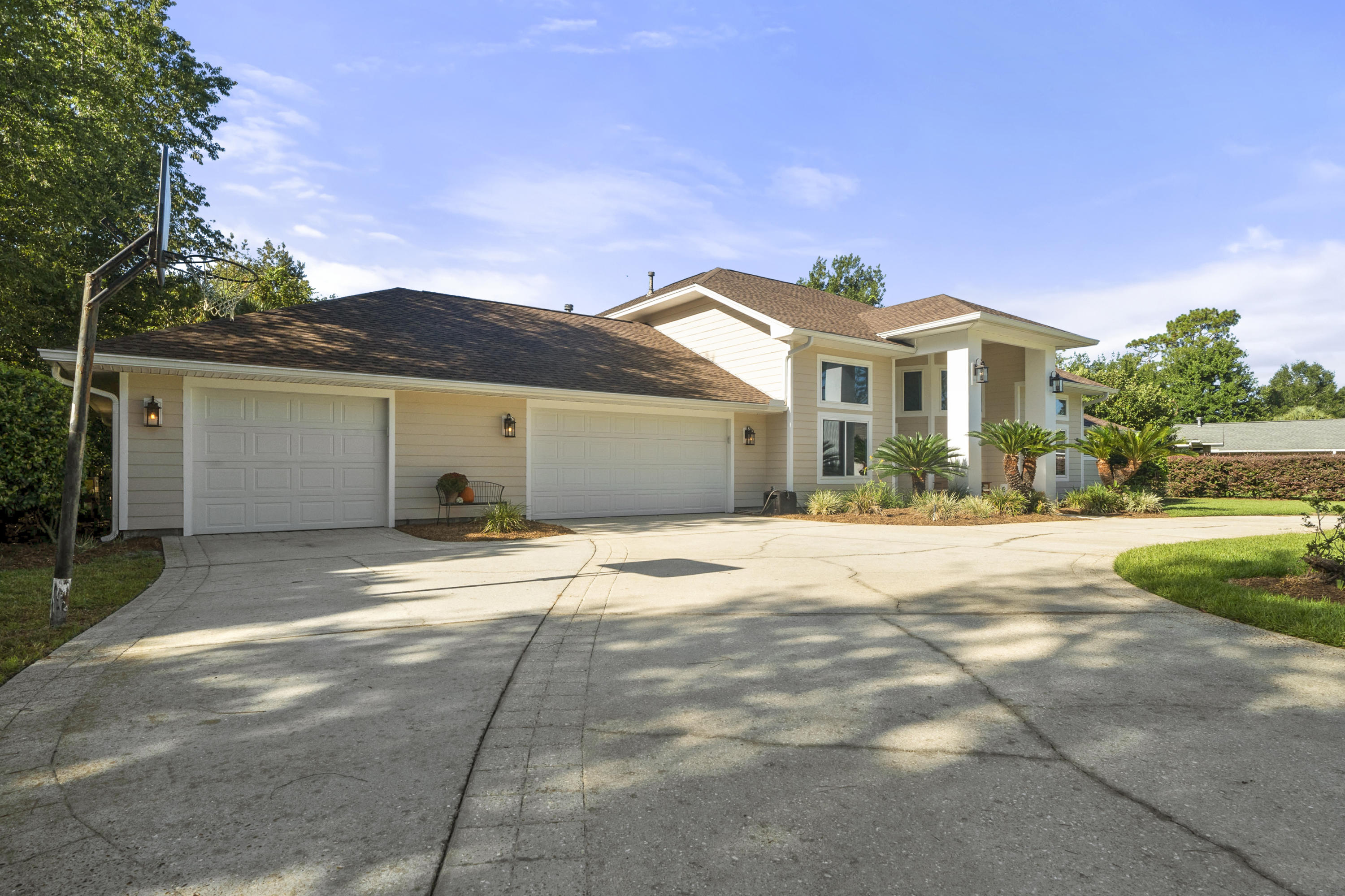 MAGNOLIA PLANTATION AT BLUEWATER BAY - Residential