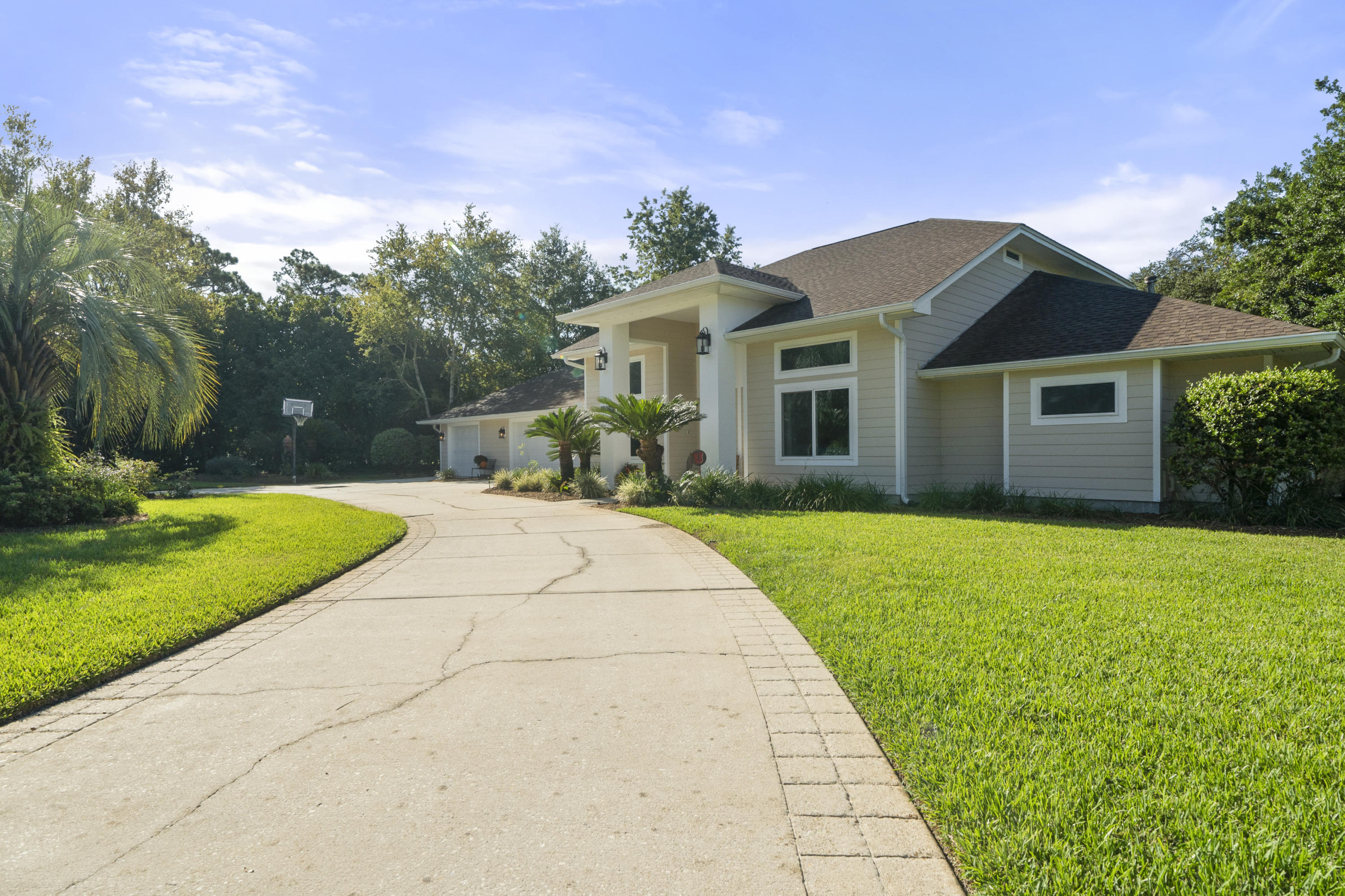 MAGNOLIA PLANTATION AT BLUEWATER BAY - Residential