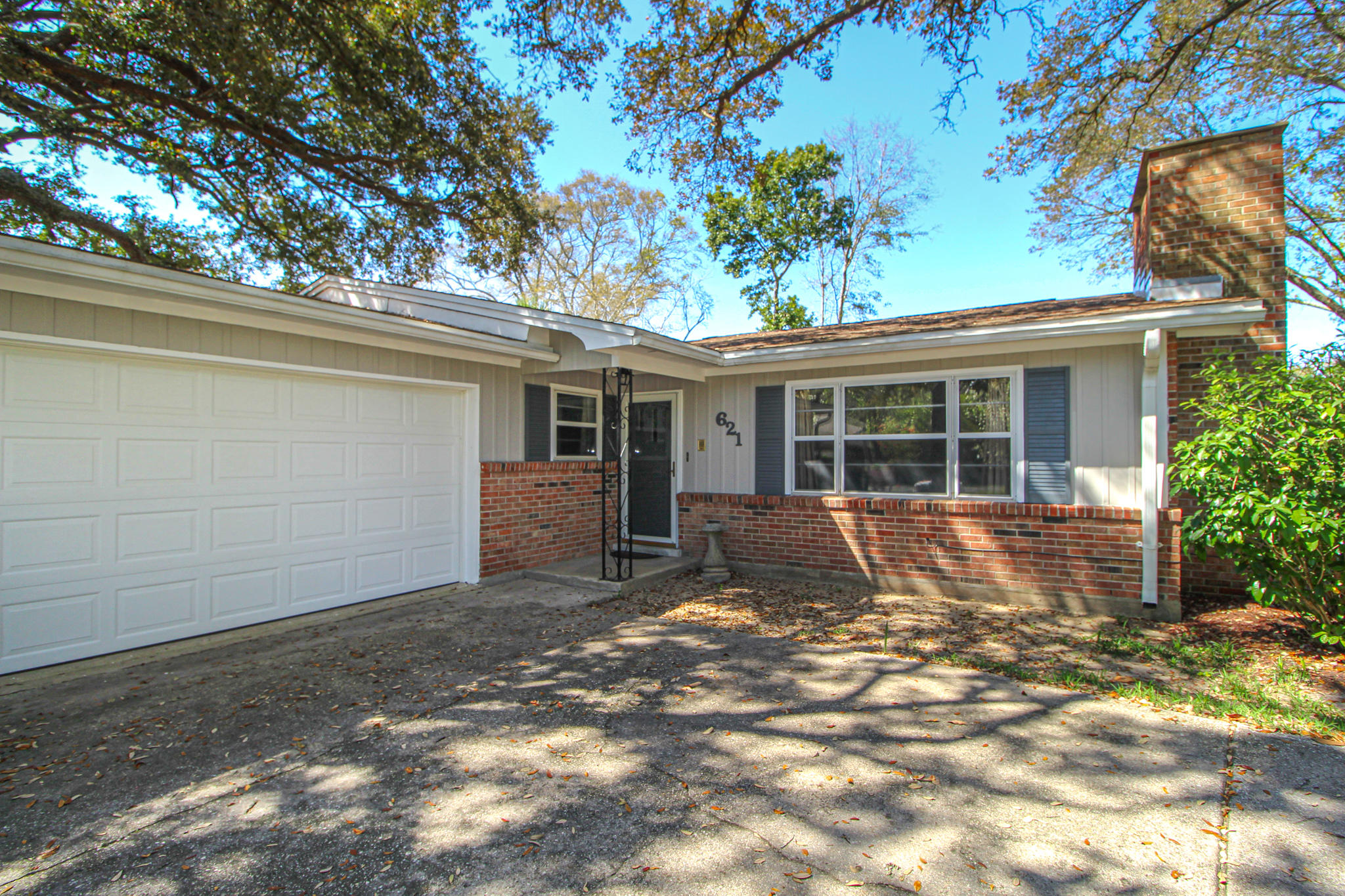 MIDPINES - Residential