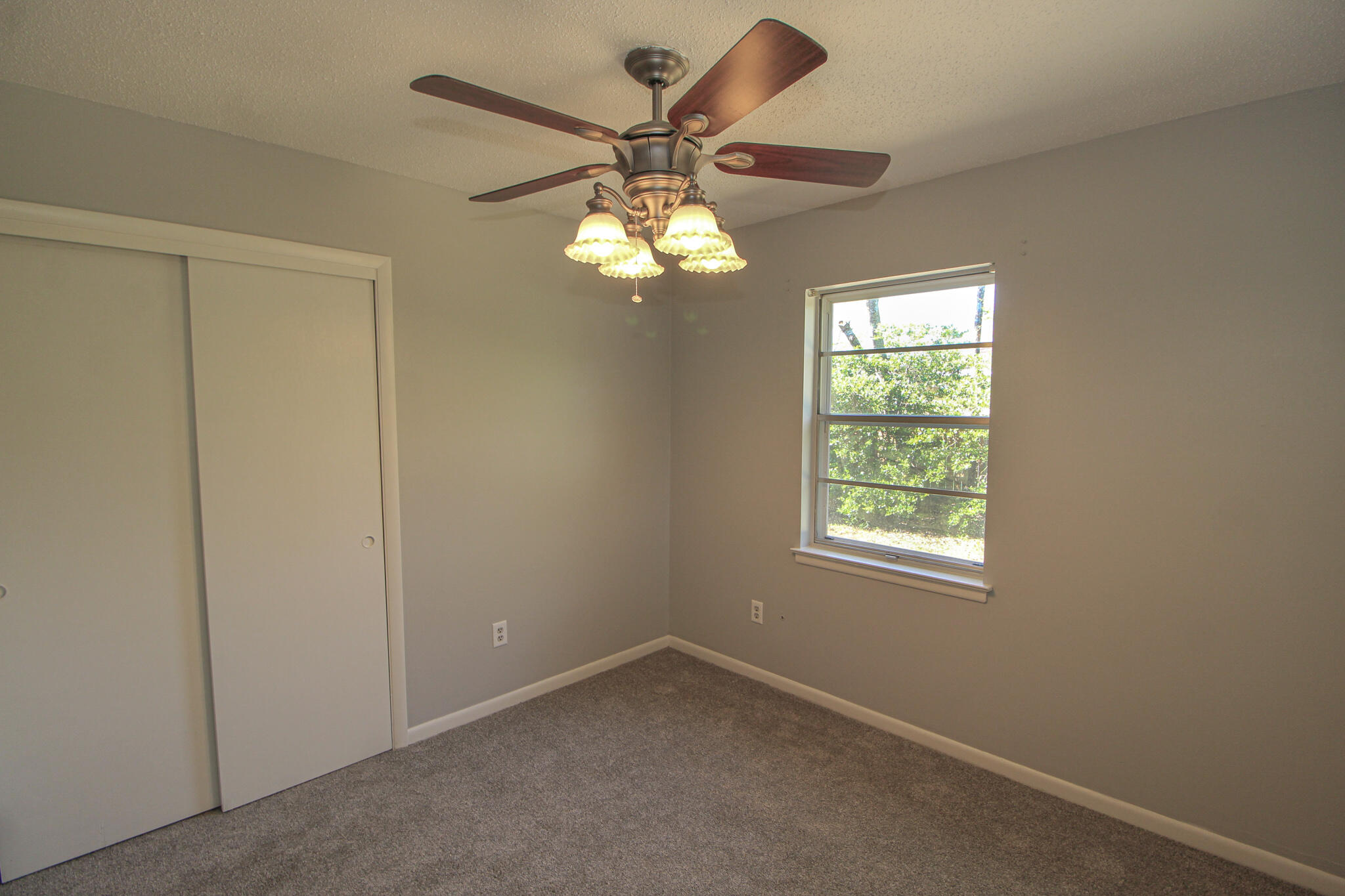 MIDPINES - Residential