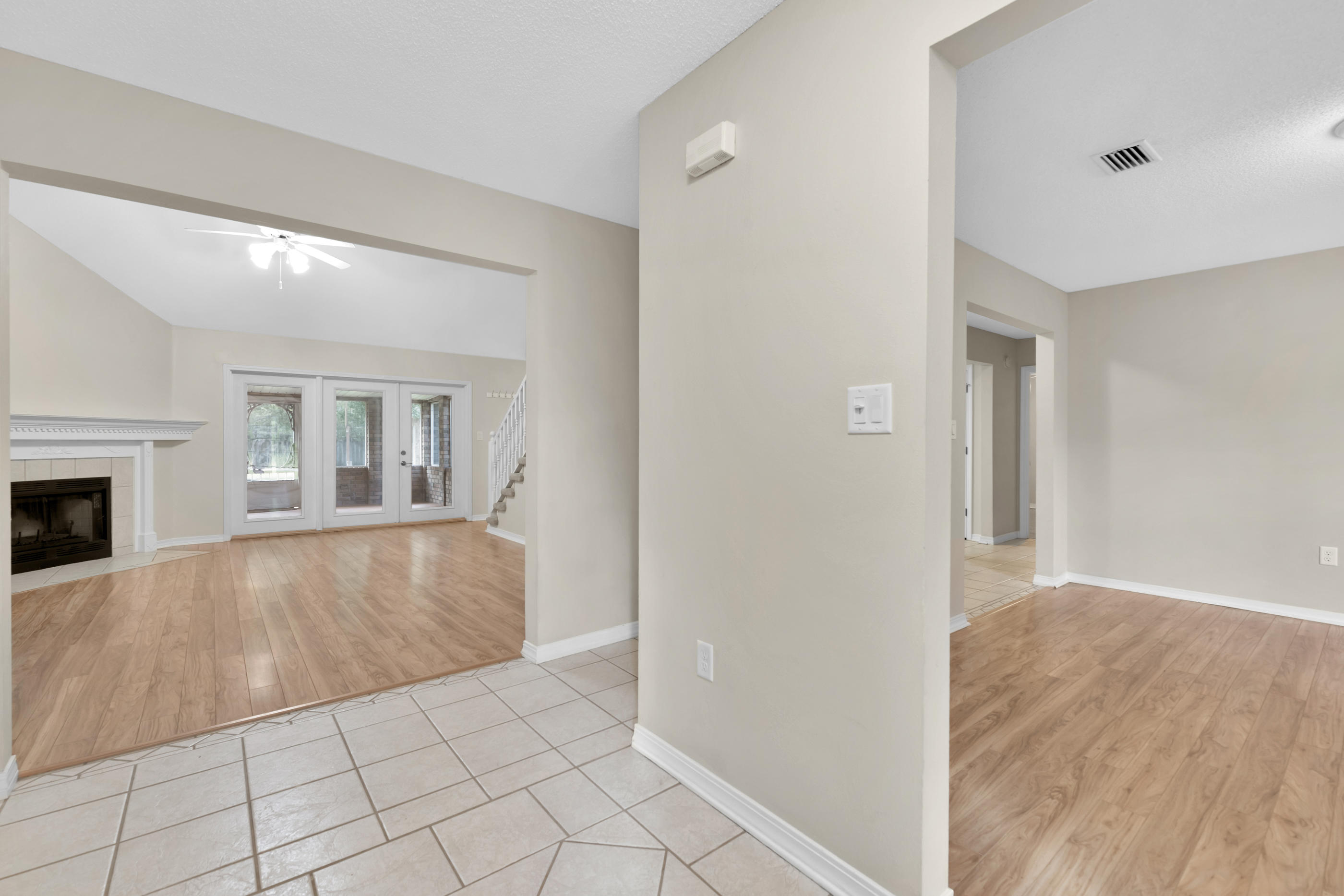 HOLLEY BY THE SEA - Residential