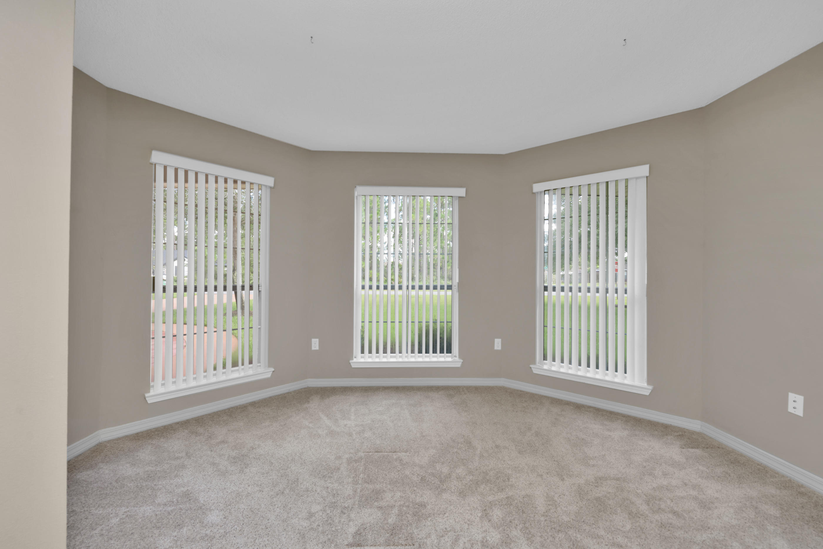 HOLLEY BY THE SEA - Residential