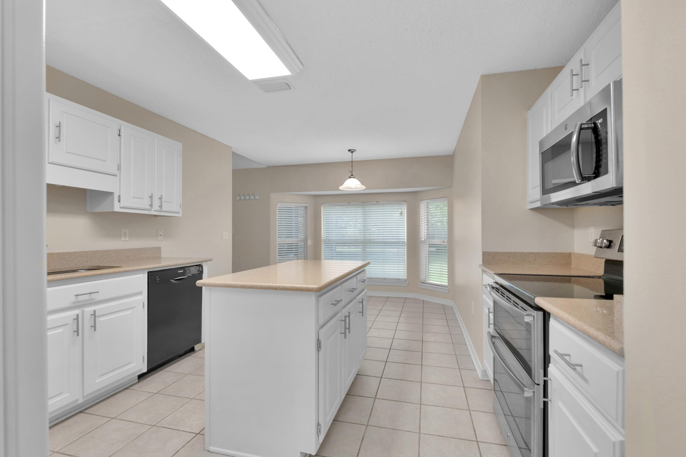 HOLLEY BY THE SEA - Residential