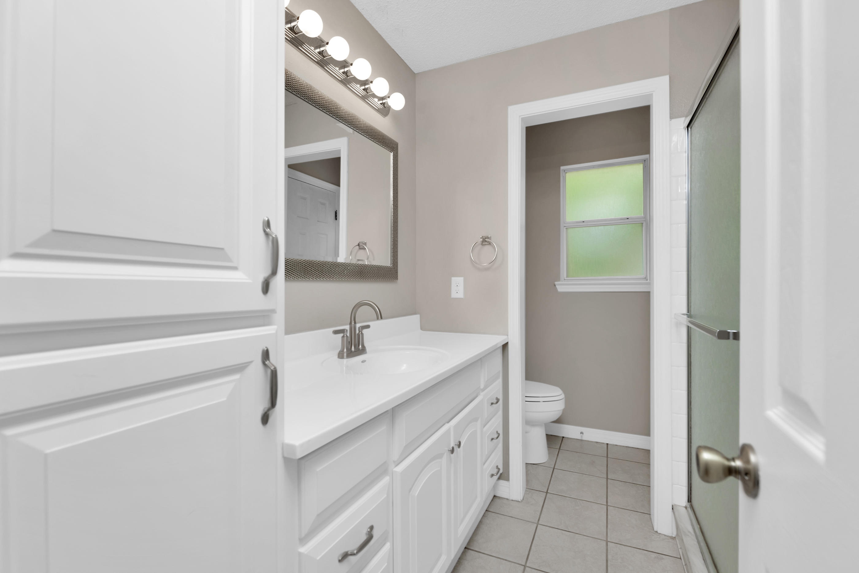 HOLLEY BY THE SEA - Residential