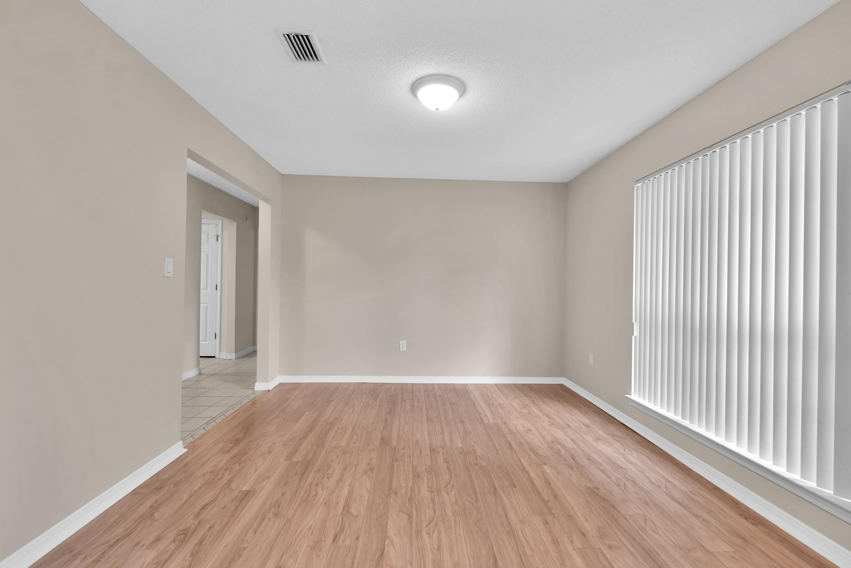 HOLLEY BY THE SEA - Residential