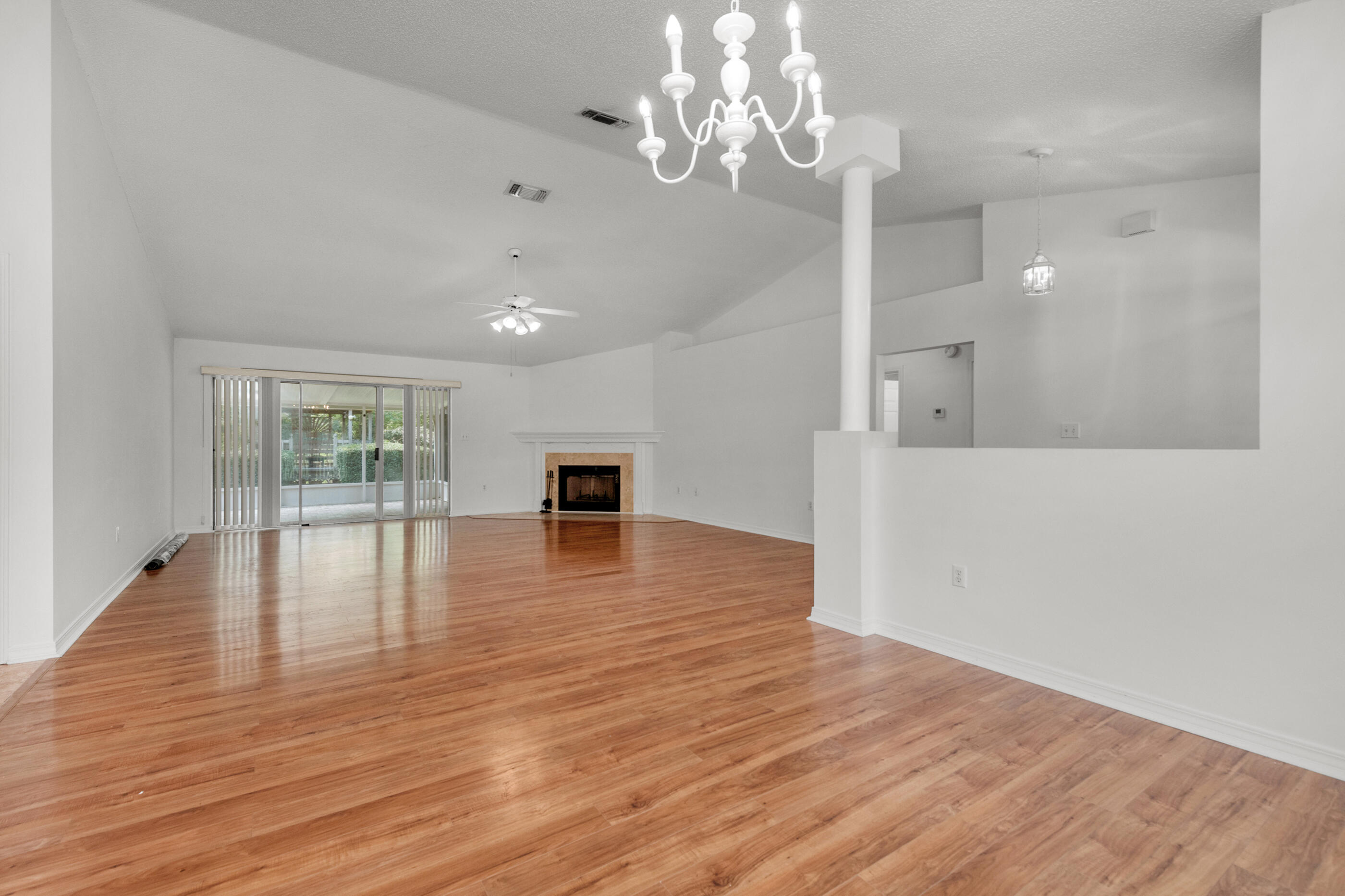 CORONADO VILLAGE PH 3 - Residential