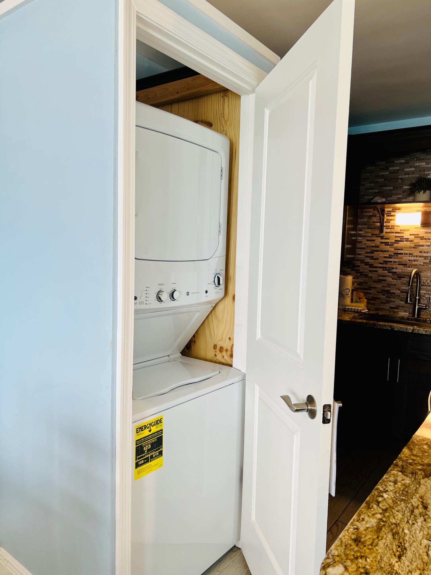 SUMMIT CONDOMINIUM, THE - Residential