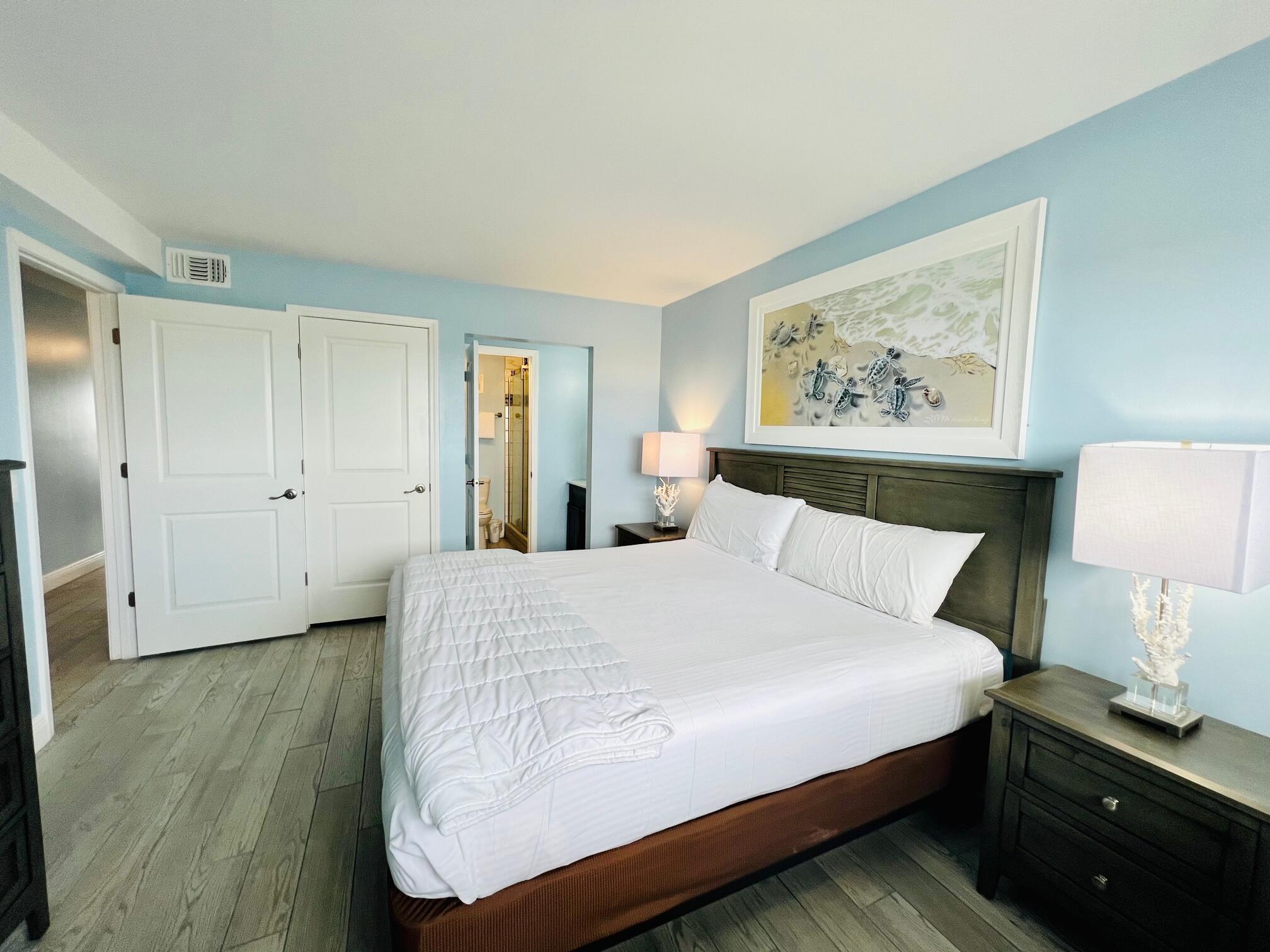 SUMMIT CONDOMINIUM, THE - Residential