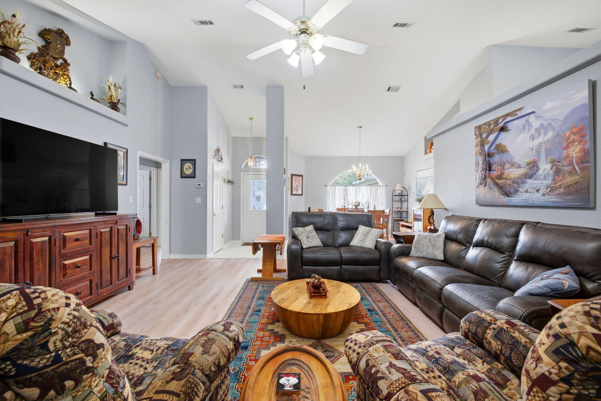 SOUND RETREAT - Residential