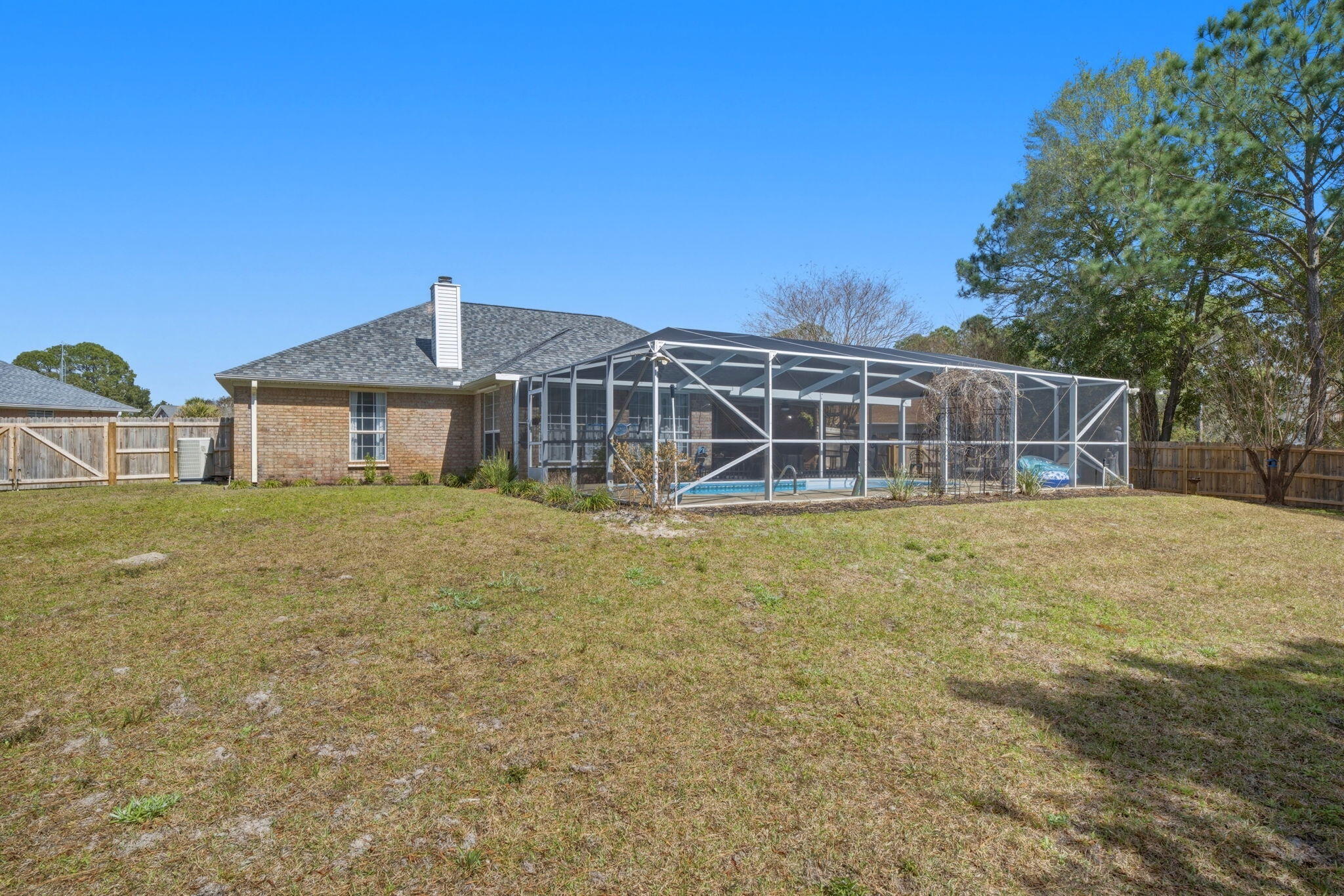 SOUND RETREAT - Residential