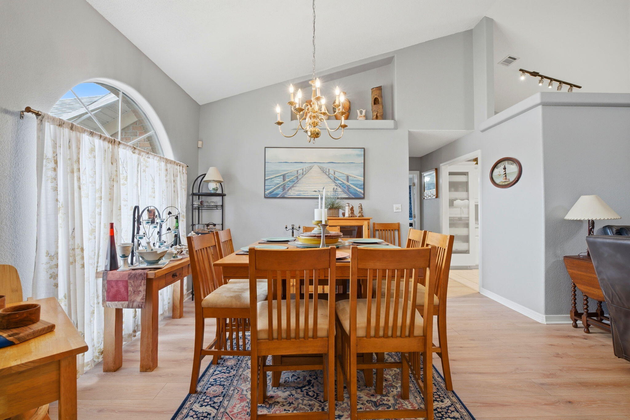 SOUND RETREAT - Residential