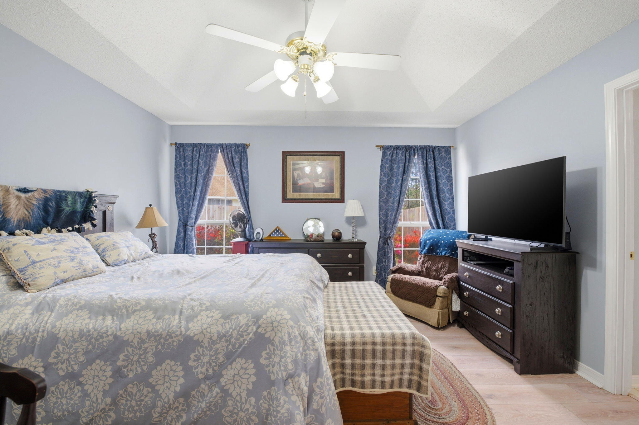 SOUND RETREAT - Residential