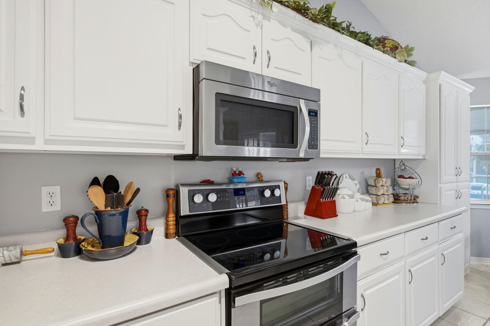 SOUND RETREAT - Residential