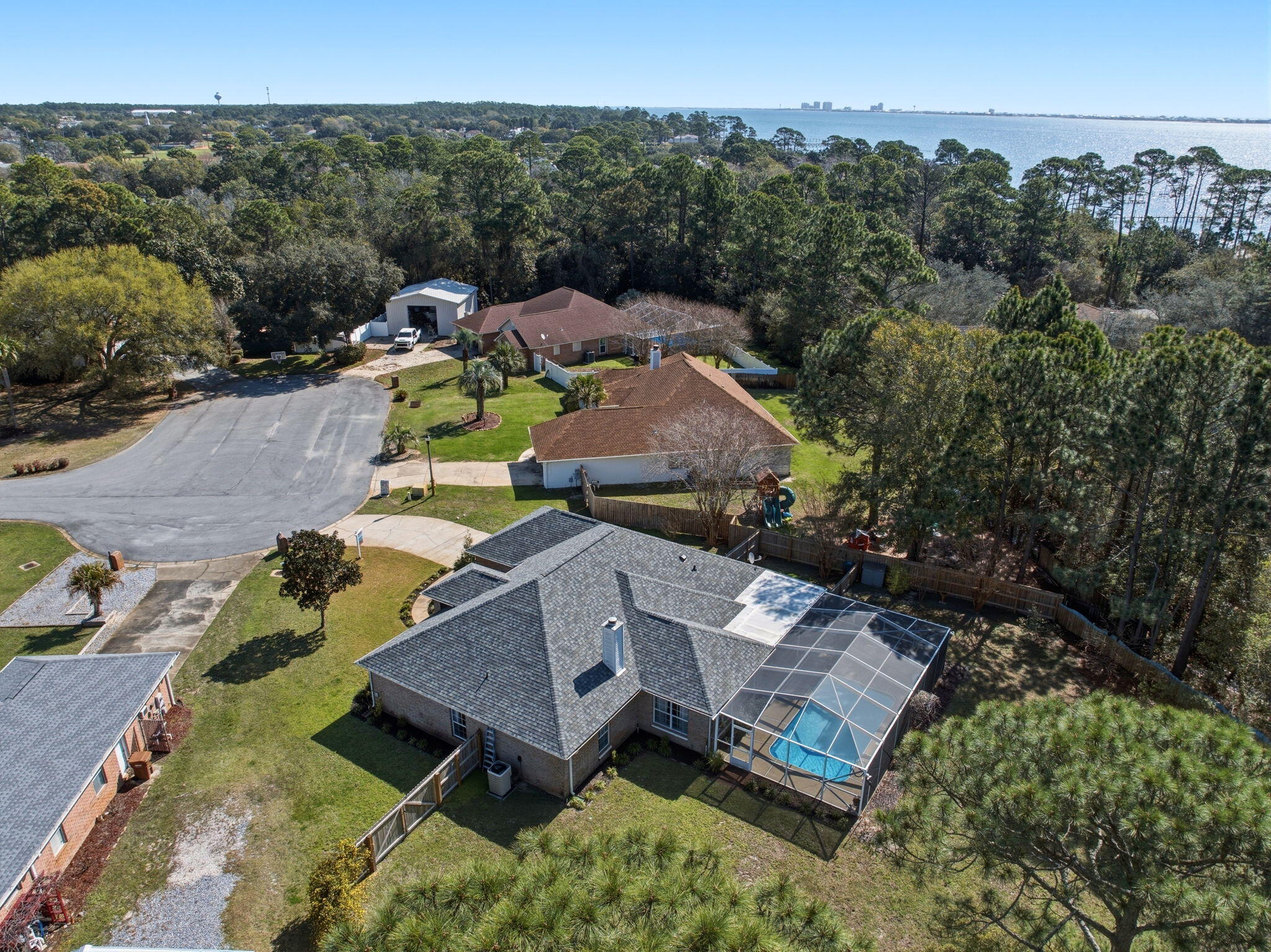 SOUND RETREAT - Residential