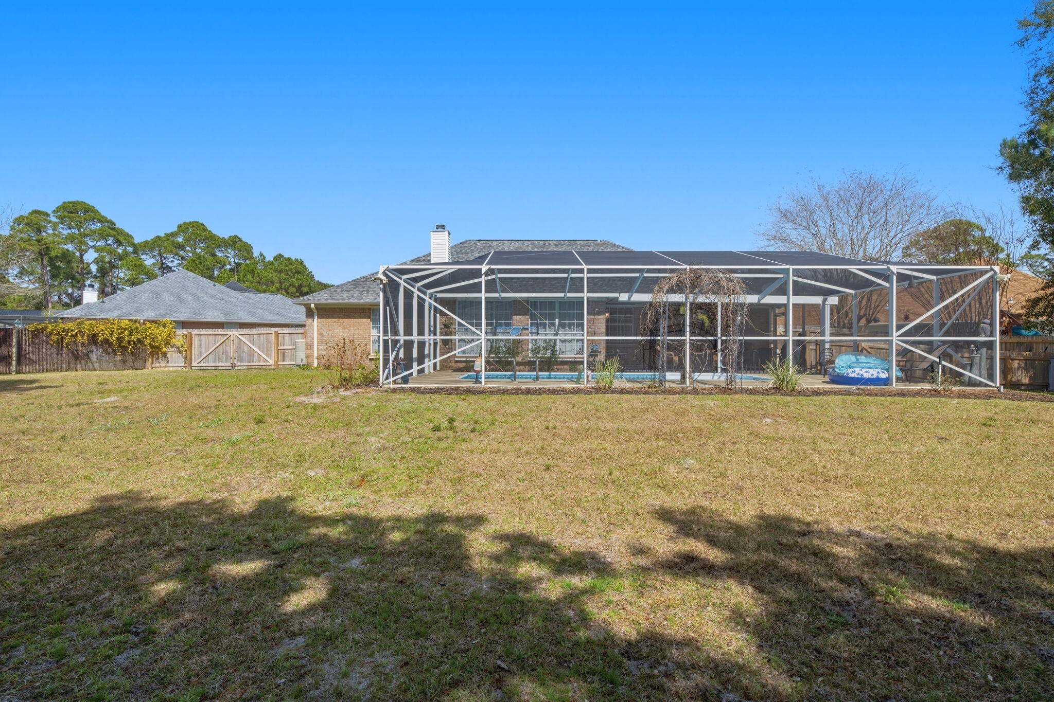 SOUND RETREAT - Residential