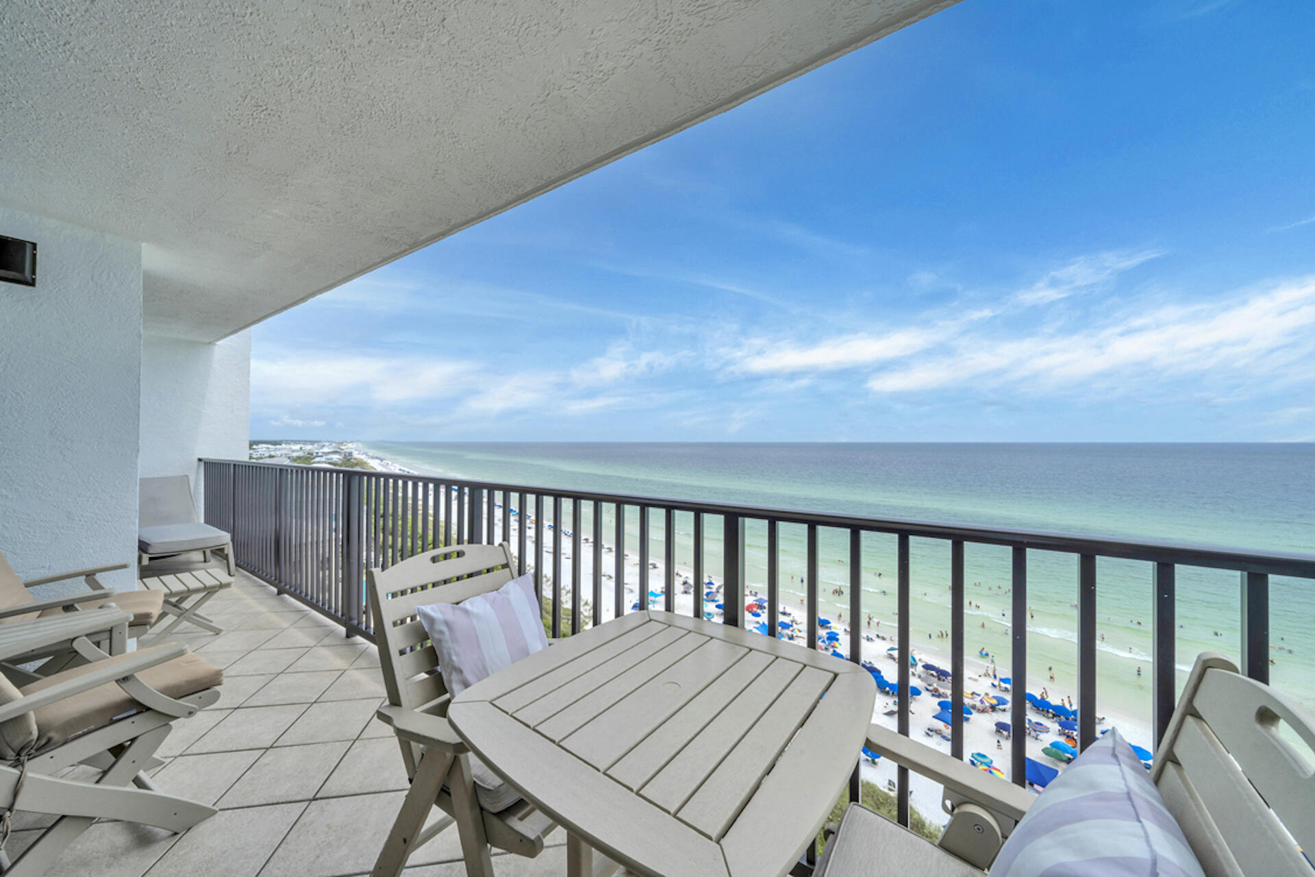 ONE SEAGROVE PLACE CONDOMINIUMS - Residential