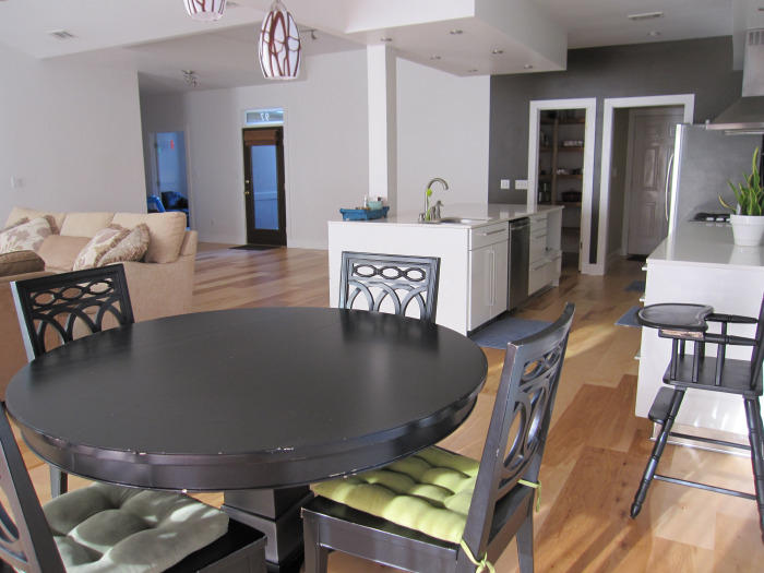 BAYSIDE - Residential Lease