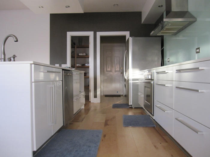 BAYSIDE - Residential Lease