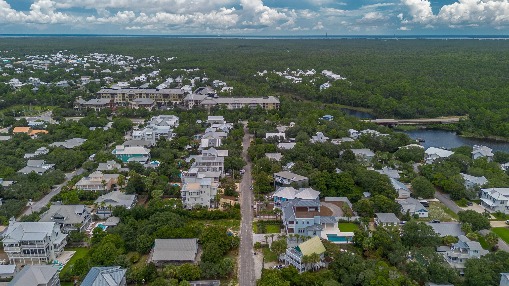 BLUE MOUNTAIN BEACH - Residential