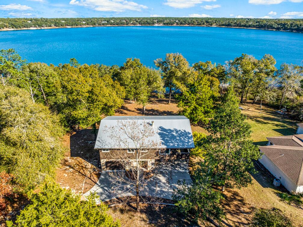 LEISURE LAKES - Residential