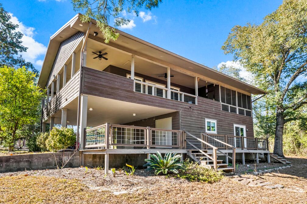 LEISURE LAKES - Residential